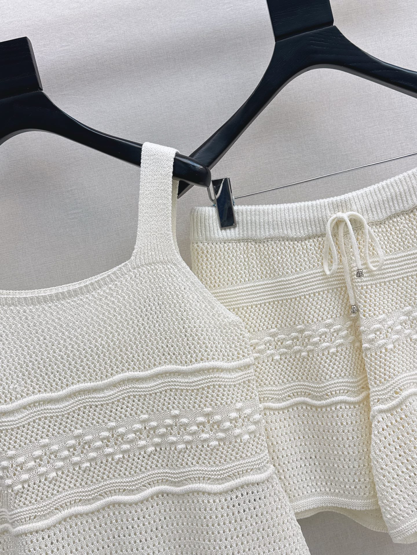 CE 25SS knit suit