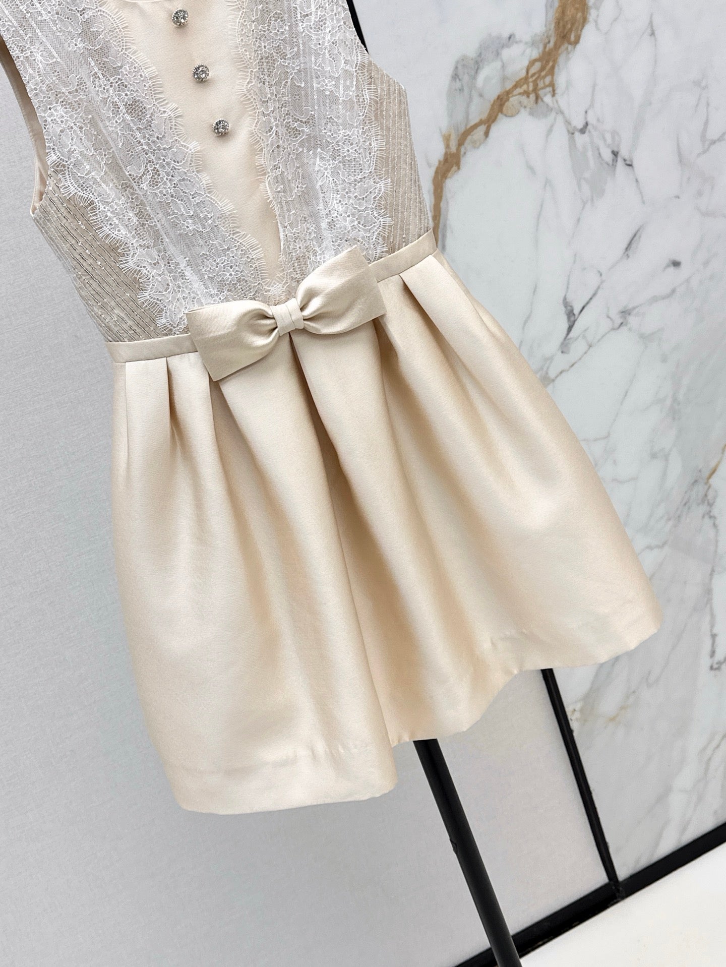 25SS lace dress