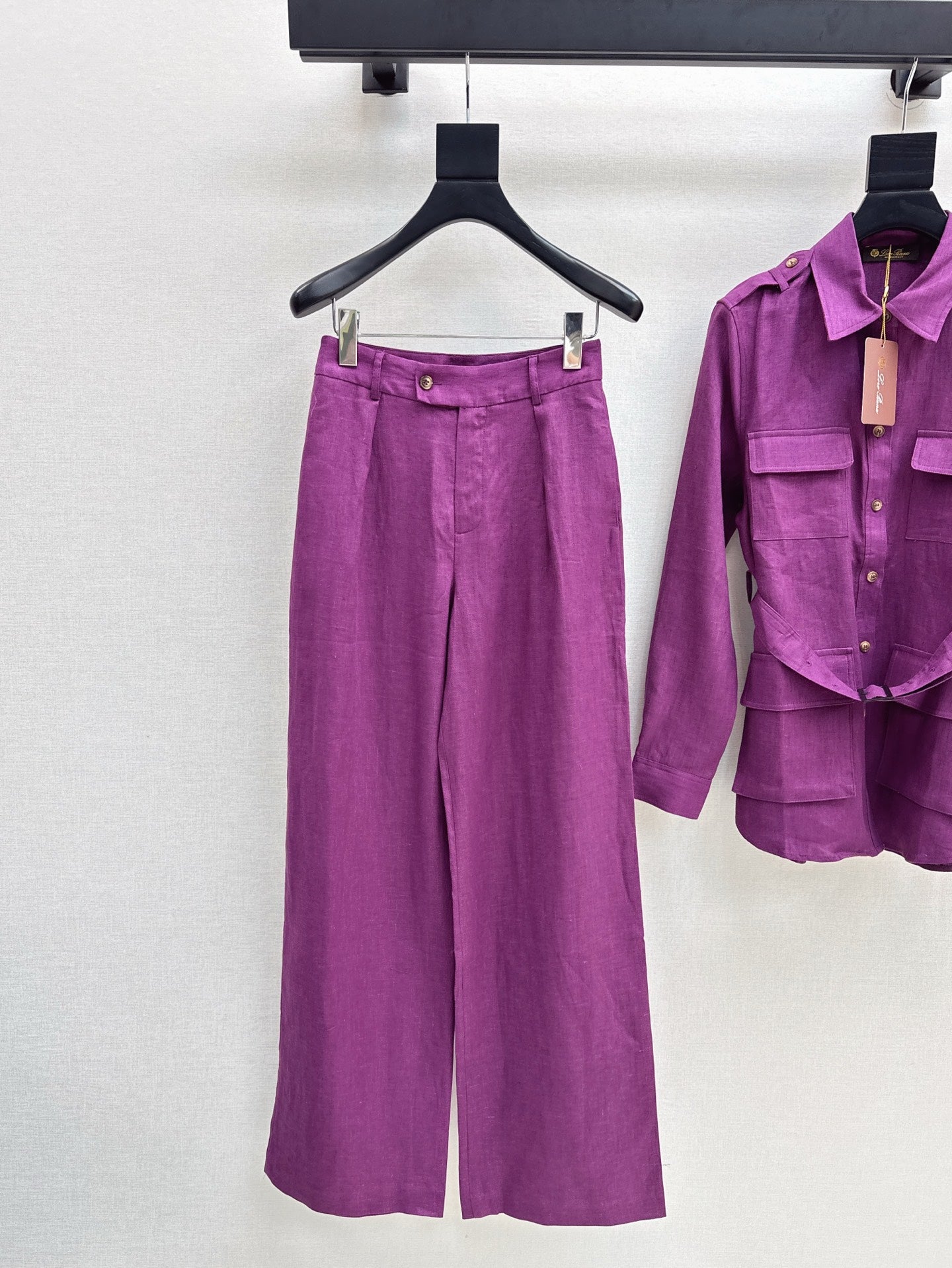 Lo 25ss linen suit