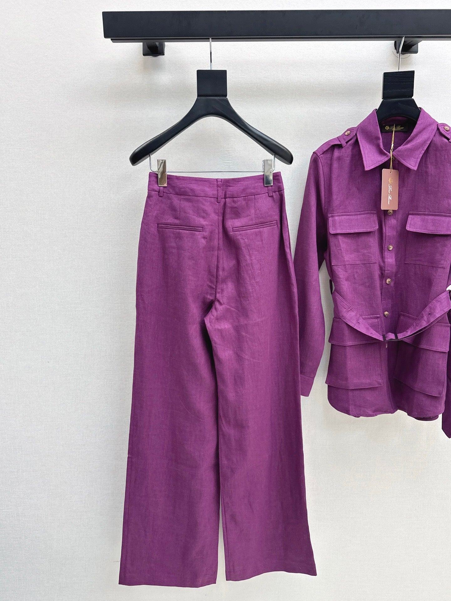 Lo 25ss linen suit