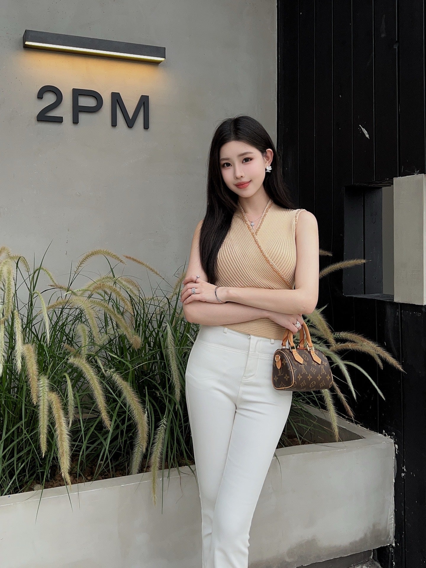 CD 25ss V-neck knit shirt