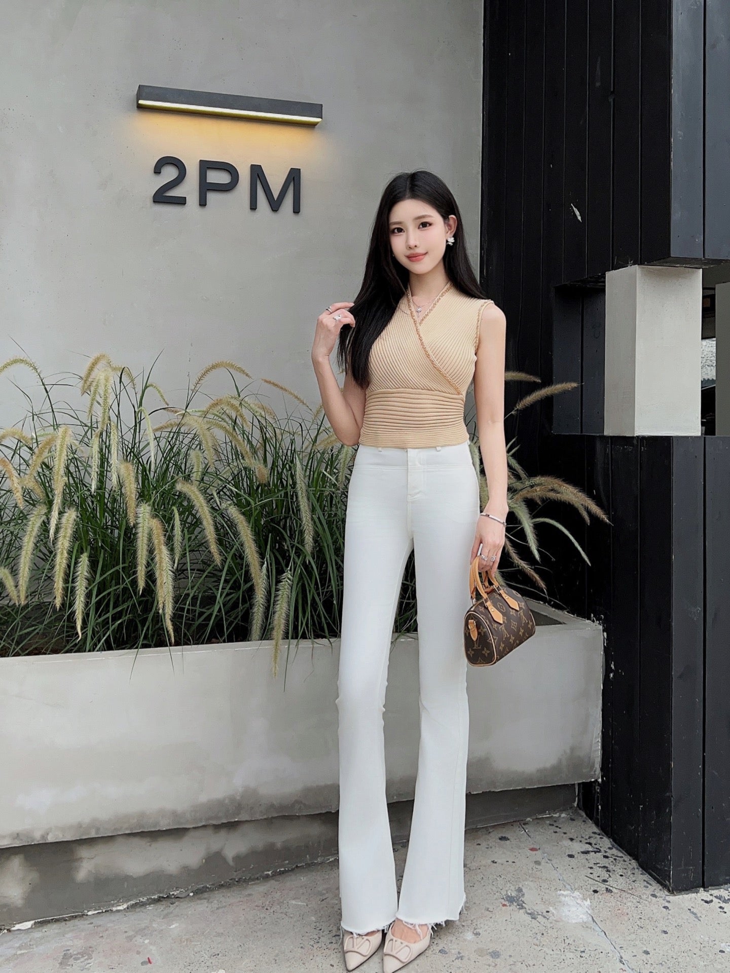 CD 25ss V-neck knit shirt