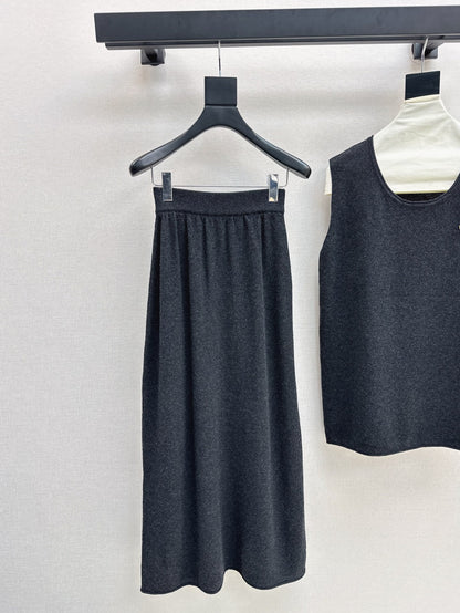 Bur 25ss knit suit