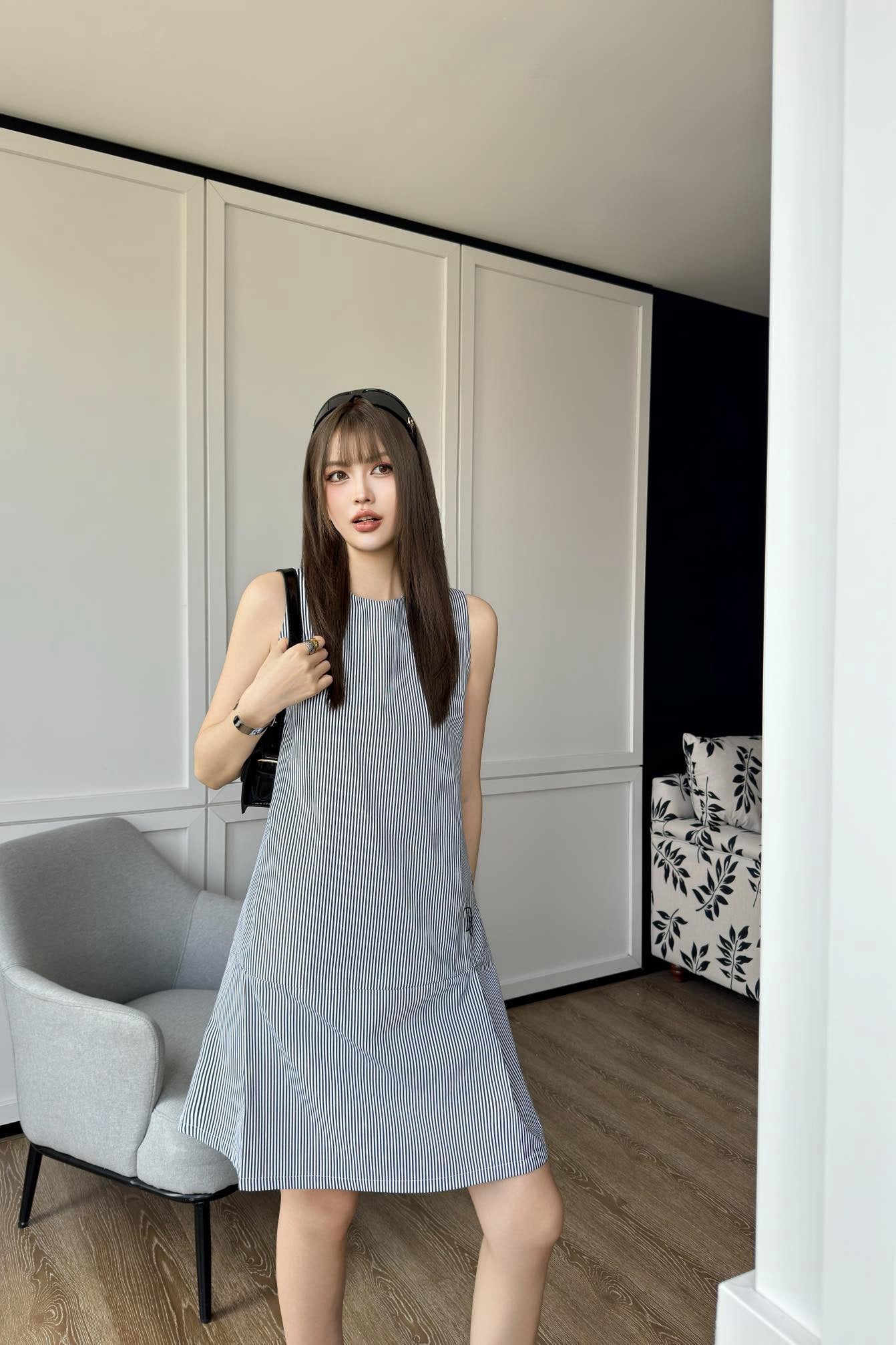 CD 25SS sleeveless dress