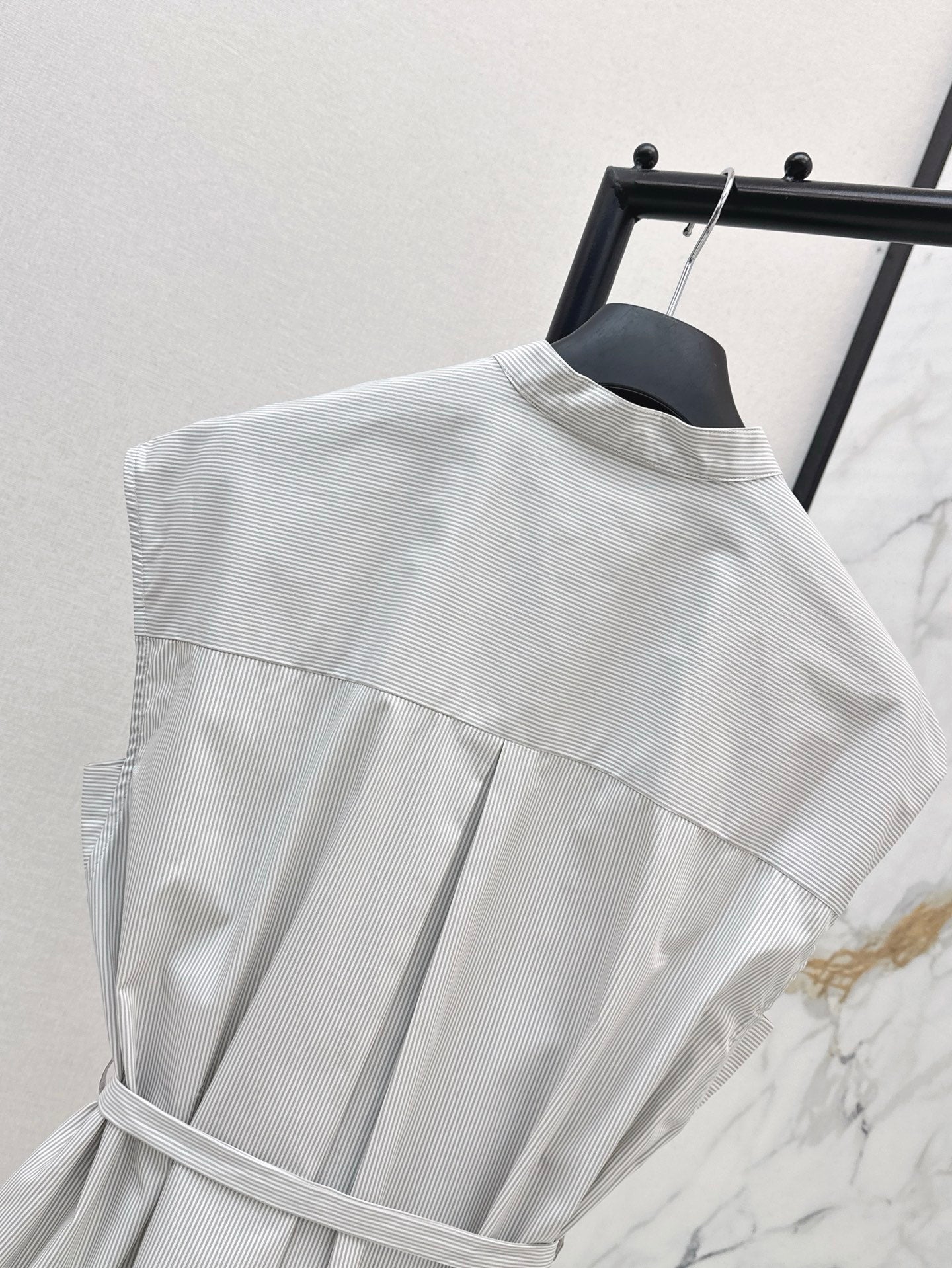 CD 25ss sleeveless shirt