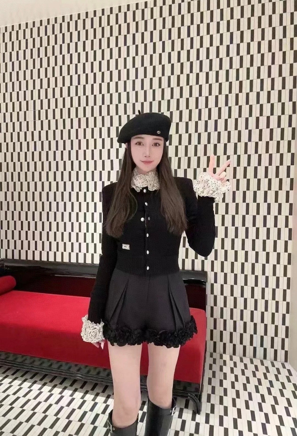 Val 25ss ruffle shorts