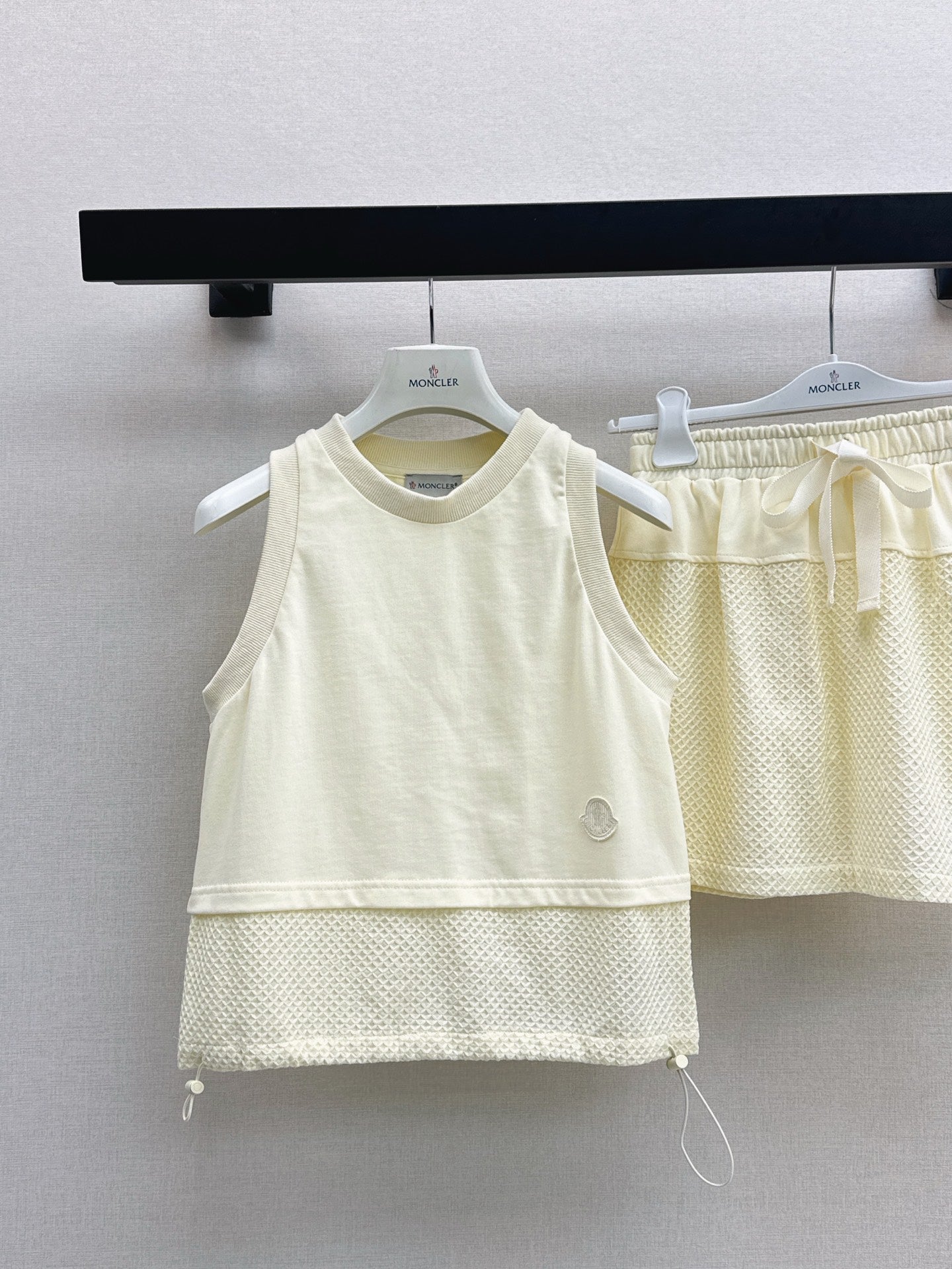 Monc 25ss vest short set