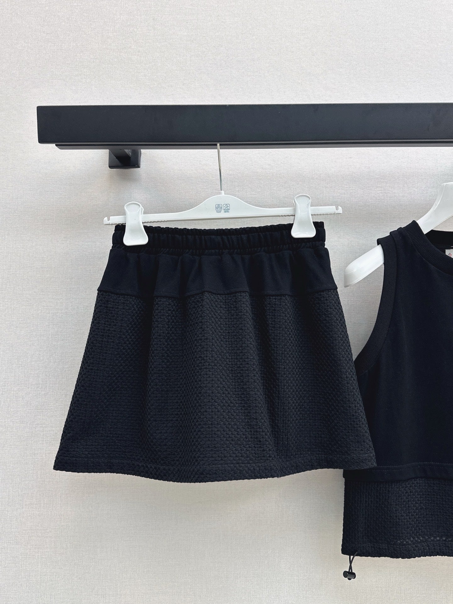 Monc 25ss vest short set