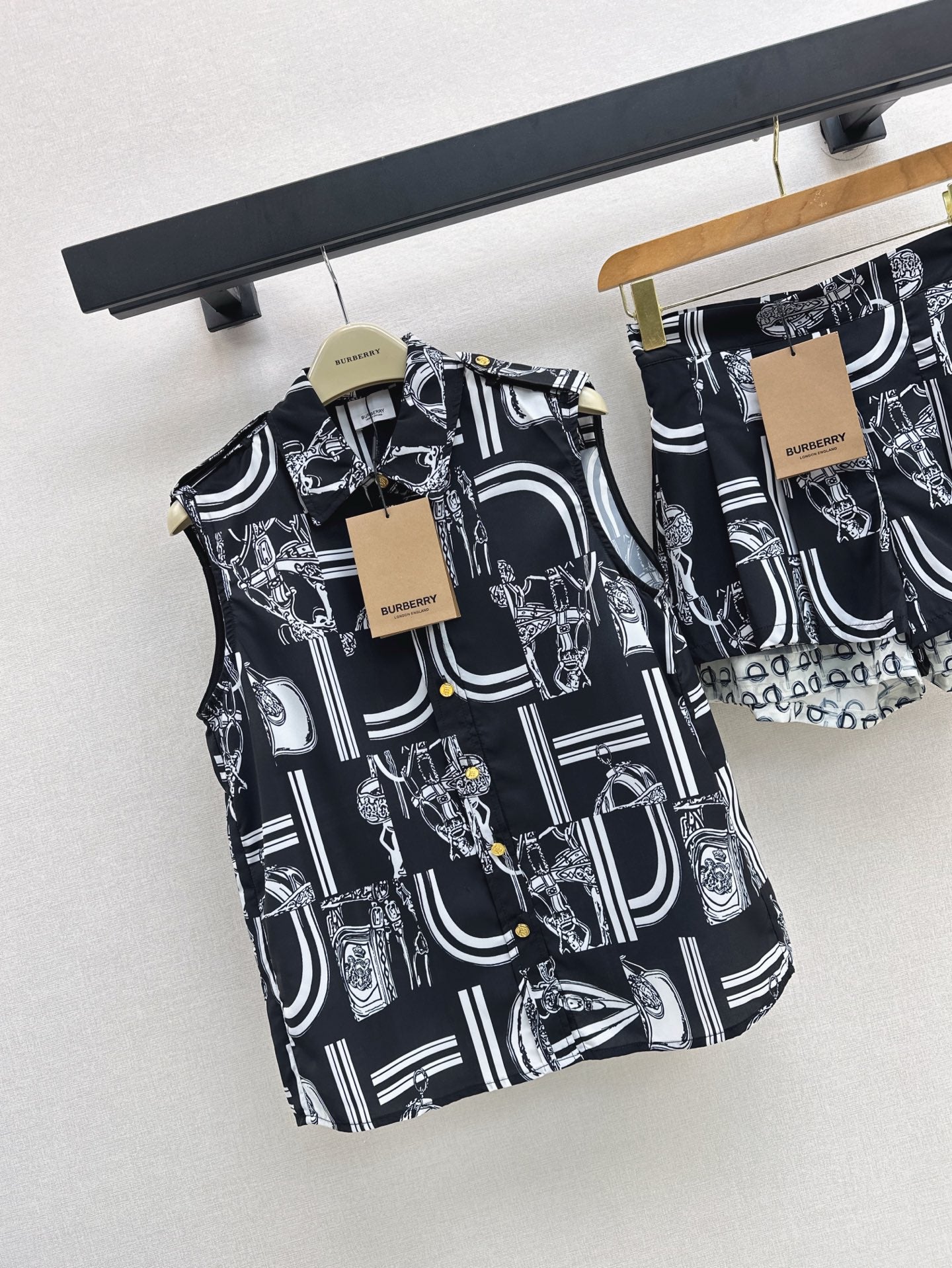 Bur 25ss print vest