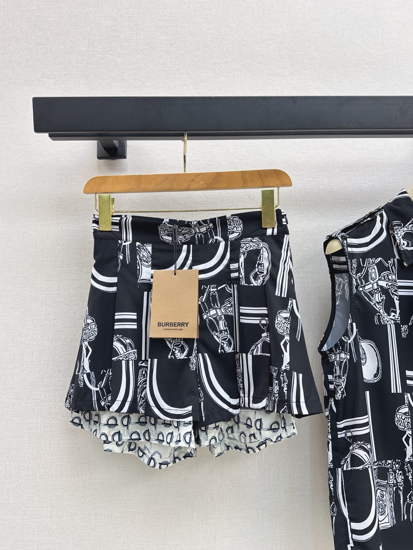 Bur 25ss print shorts