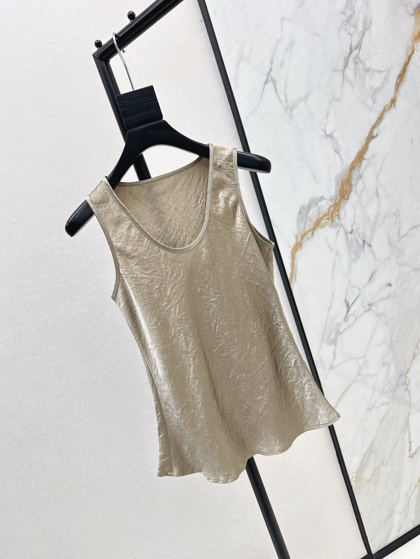 Row 25ss satin vest