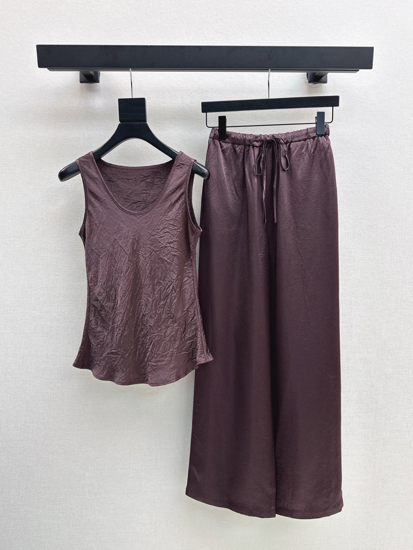 Row 25ss satin vest