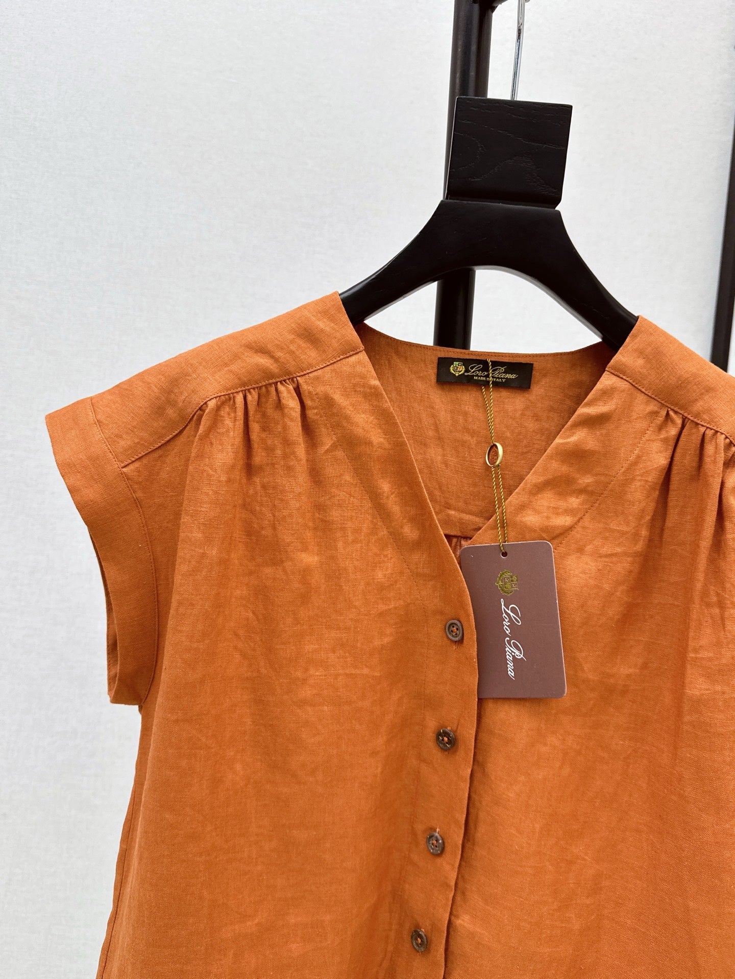 Loro 25ss linen vest