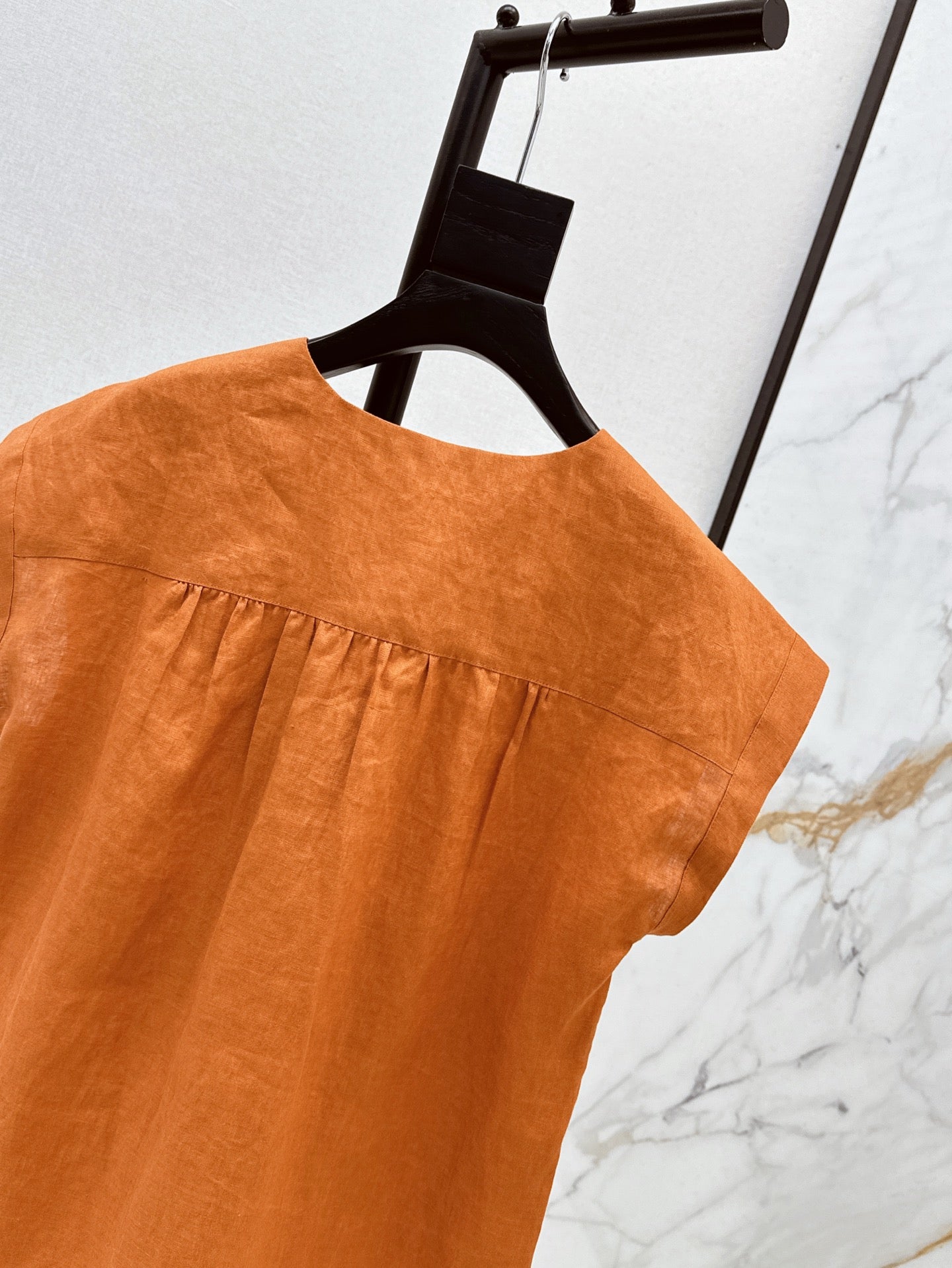 Loro 25ss linen vest