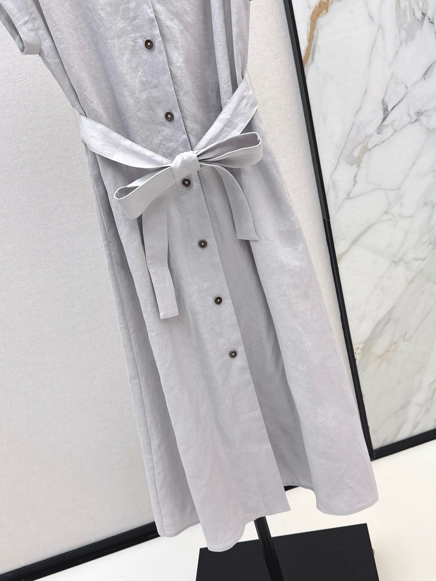 Loro 25ss sleeveless linen dress