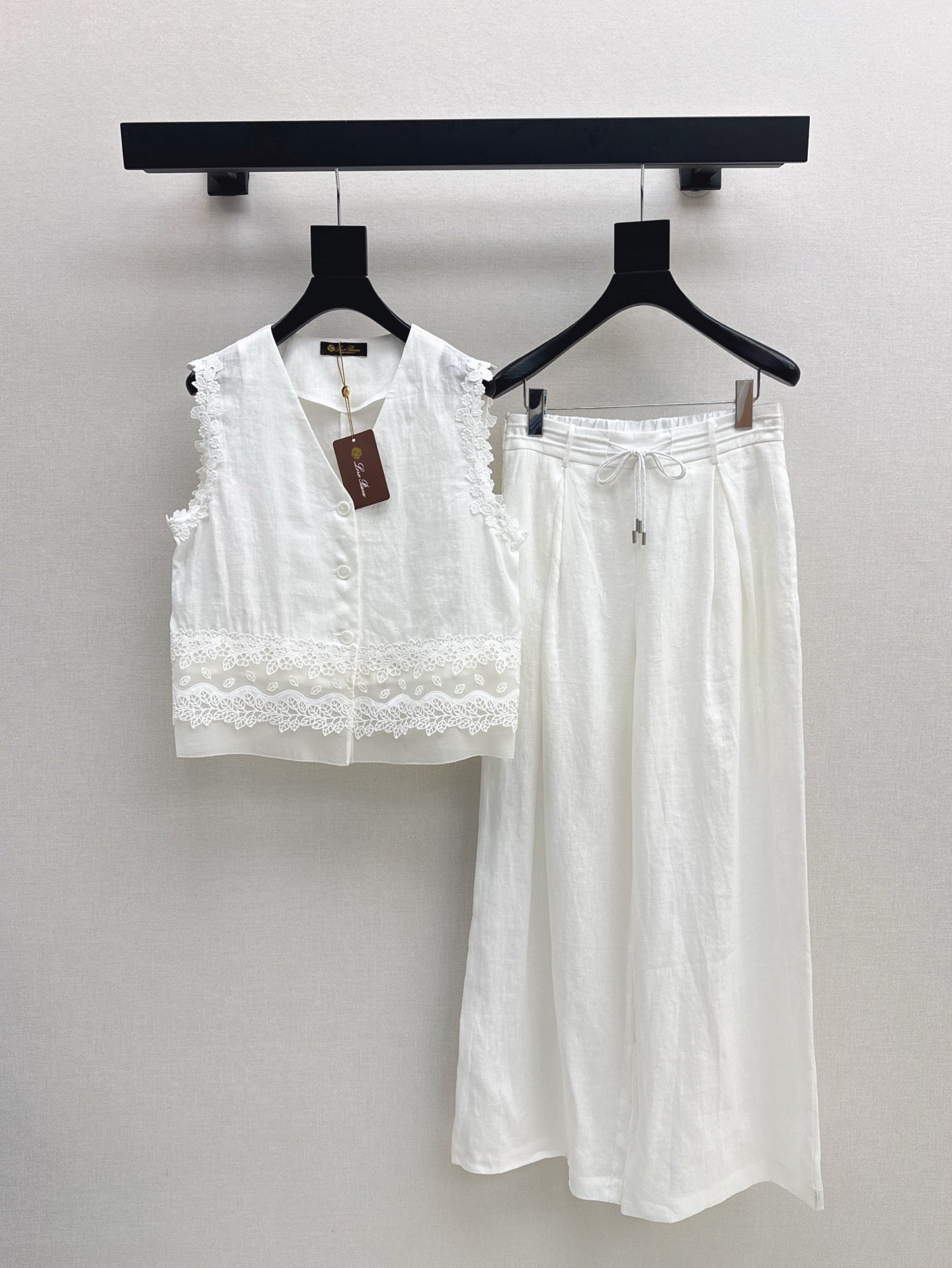 Loro 25ss linen suit
