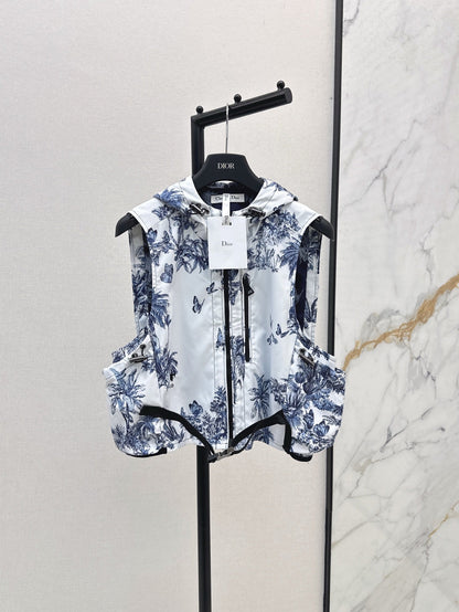 CD 25ss print hooded vest