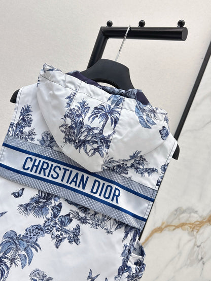CD 25ss print hooded vest