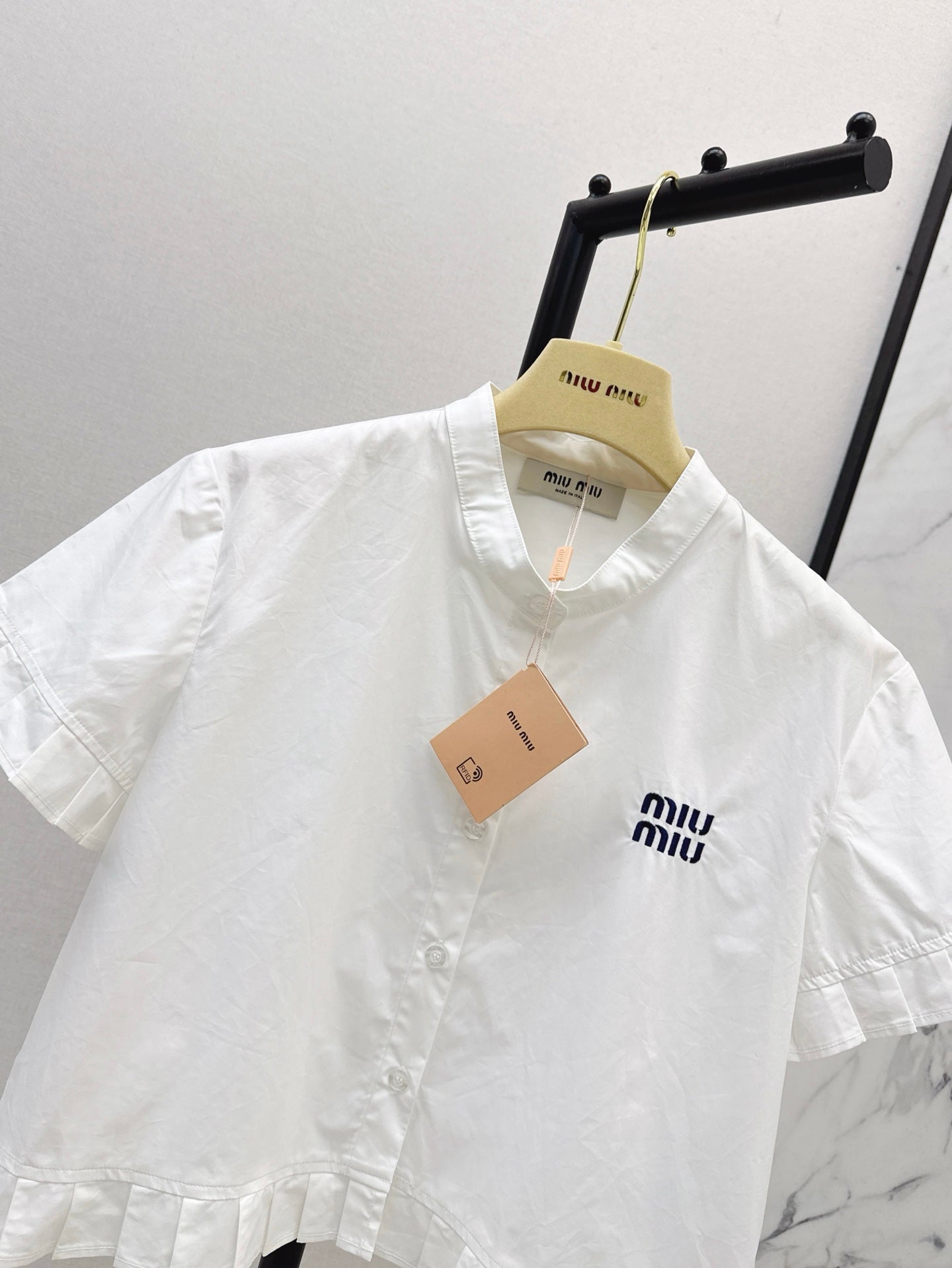 Miu 25ss embroidered shirt