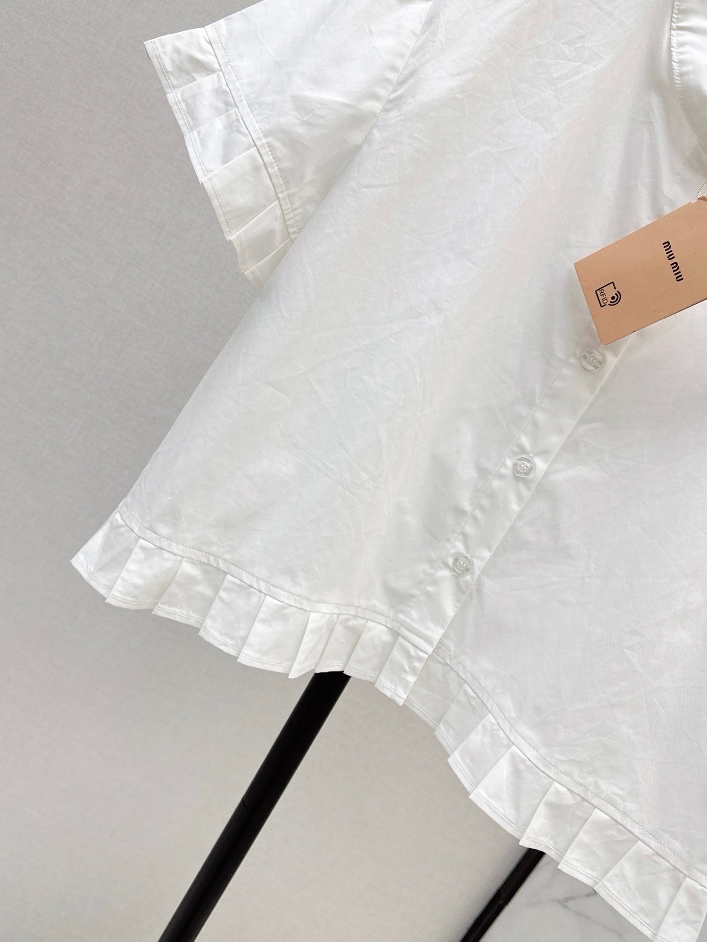 Miu 25ss embroidered shirt