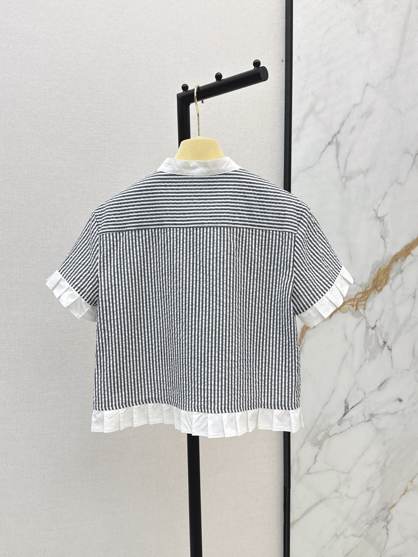 Miu 25ss embroidered shirt