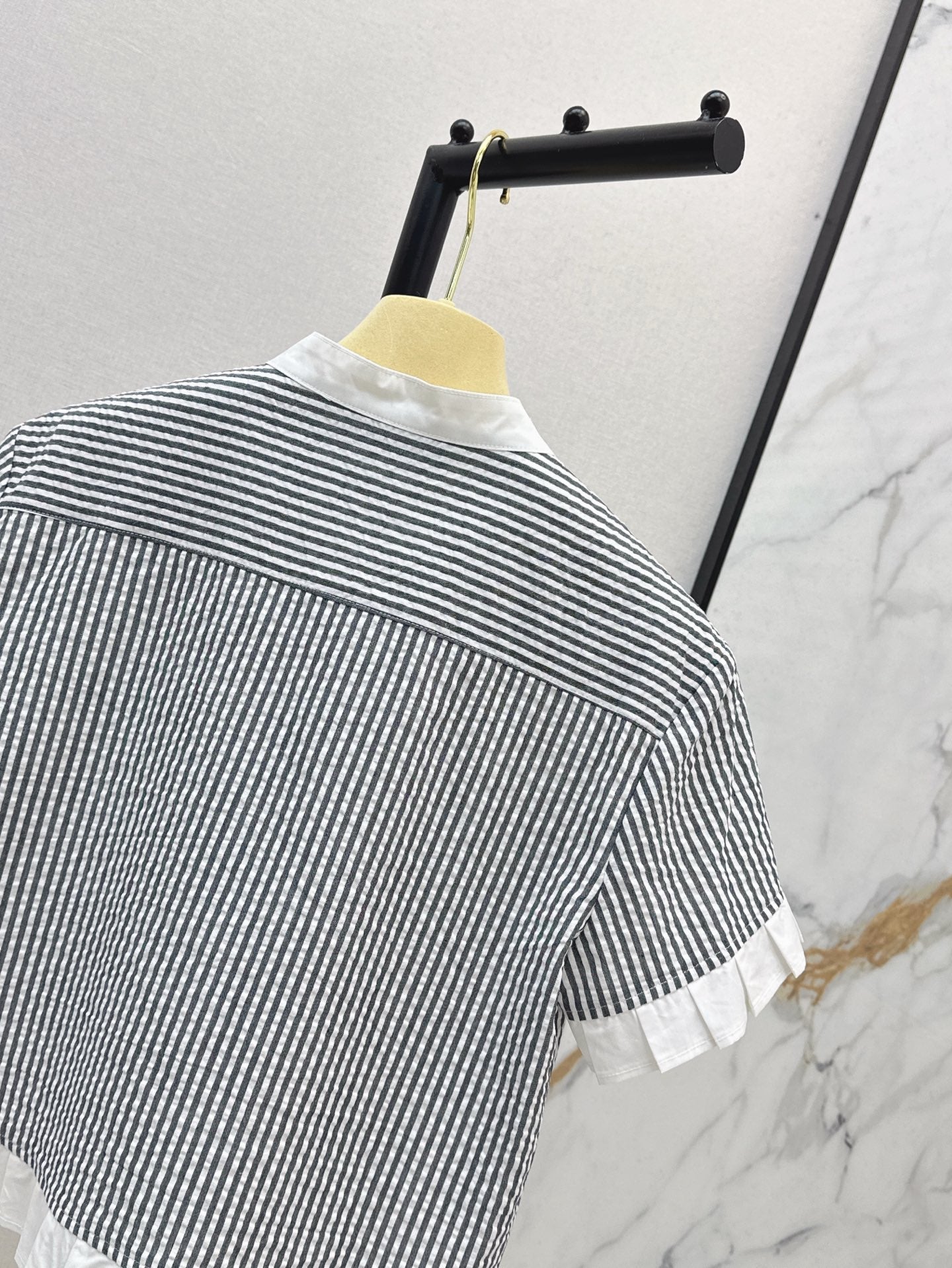 Miu 25ss embroidered shirt