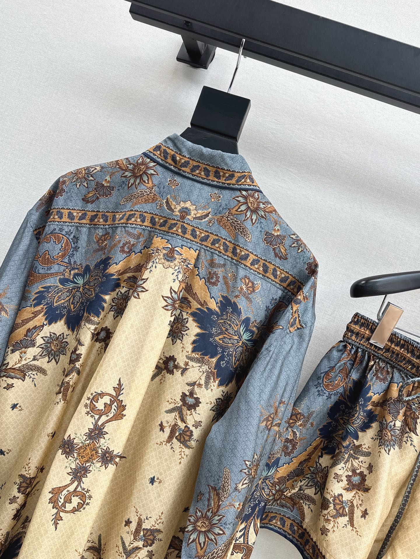 ZIM 25ss silk print shirt