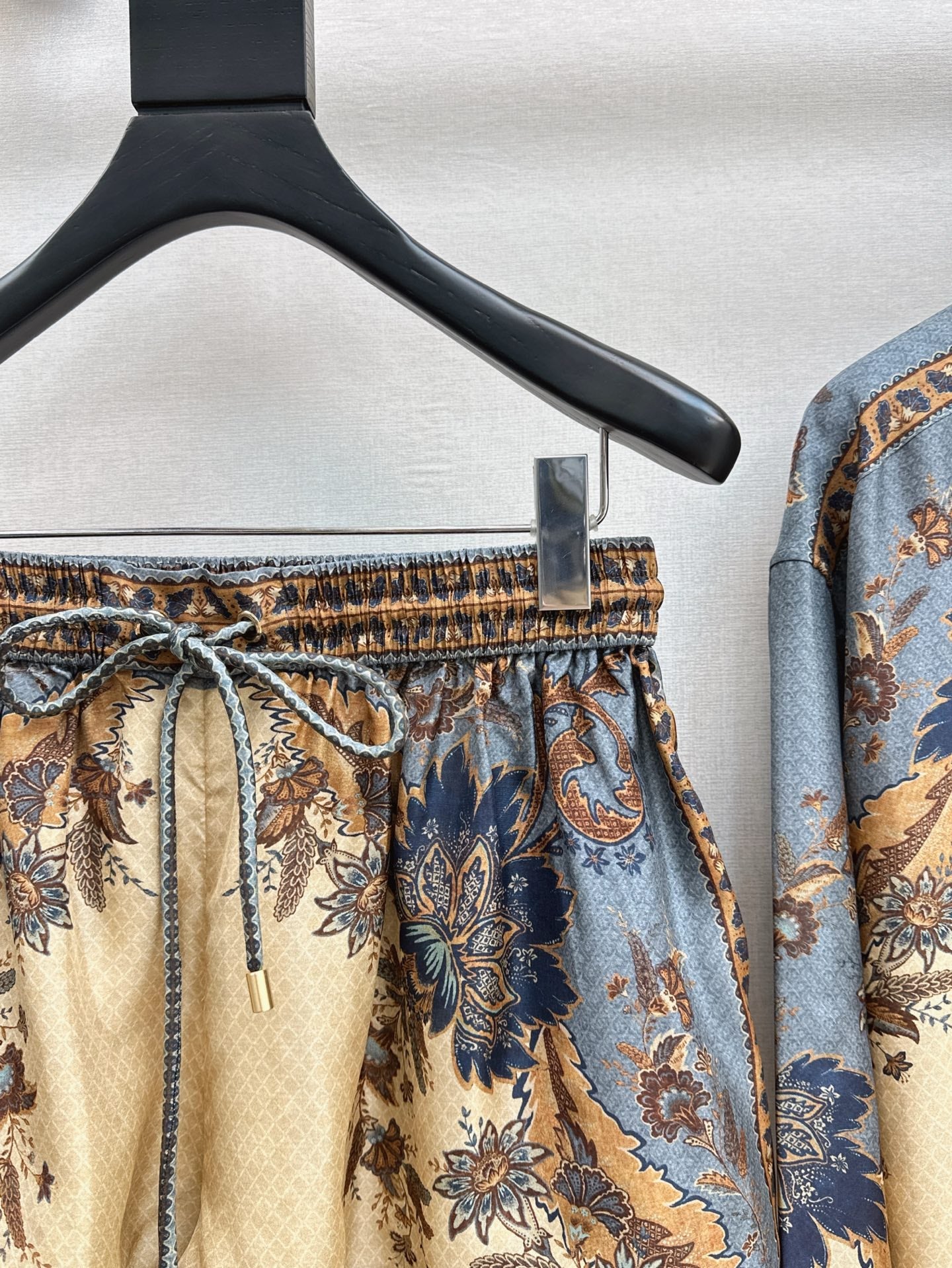 Zim 25ss print silk short