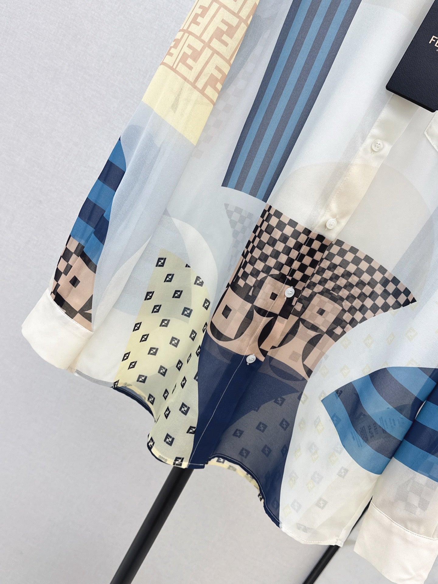 Fend 25ss print shirt