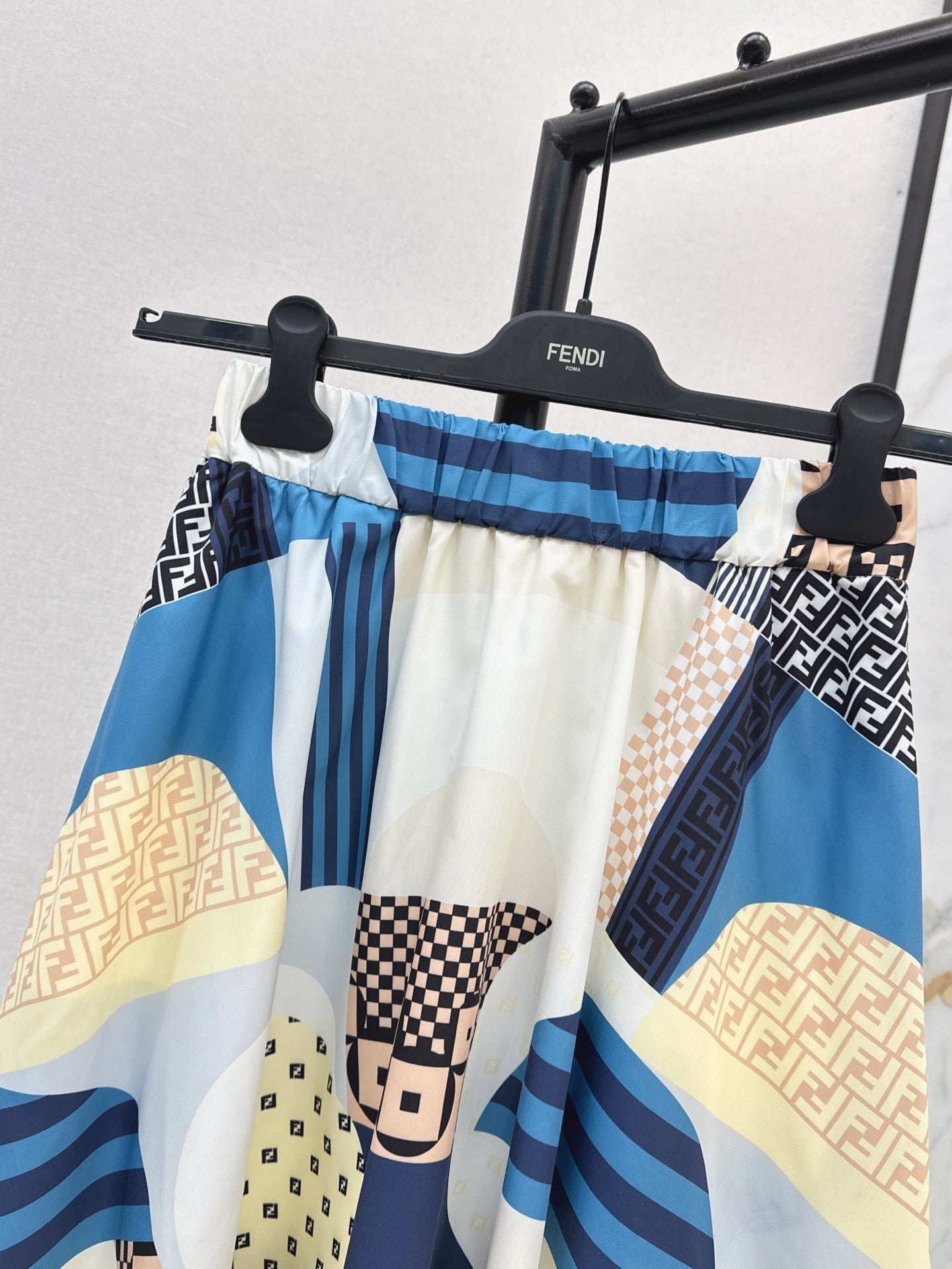 Fen 25ss print skirt