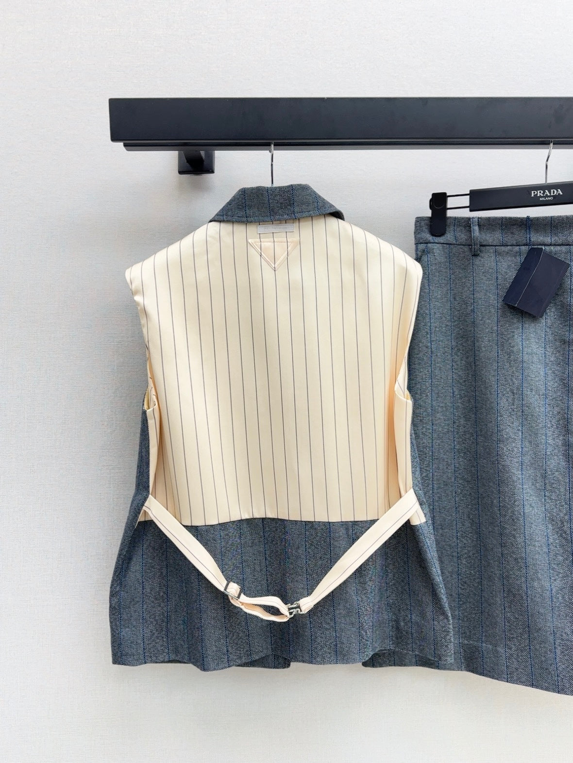 Pra 25ss wool vest