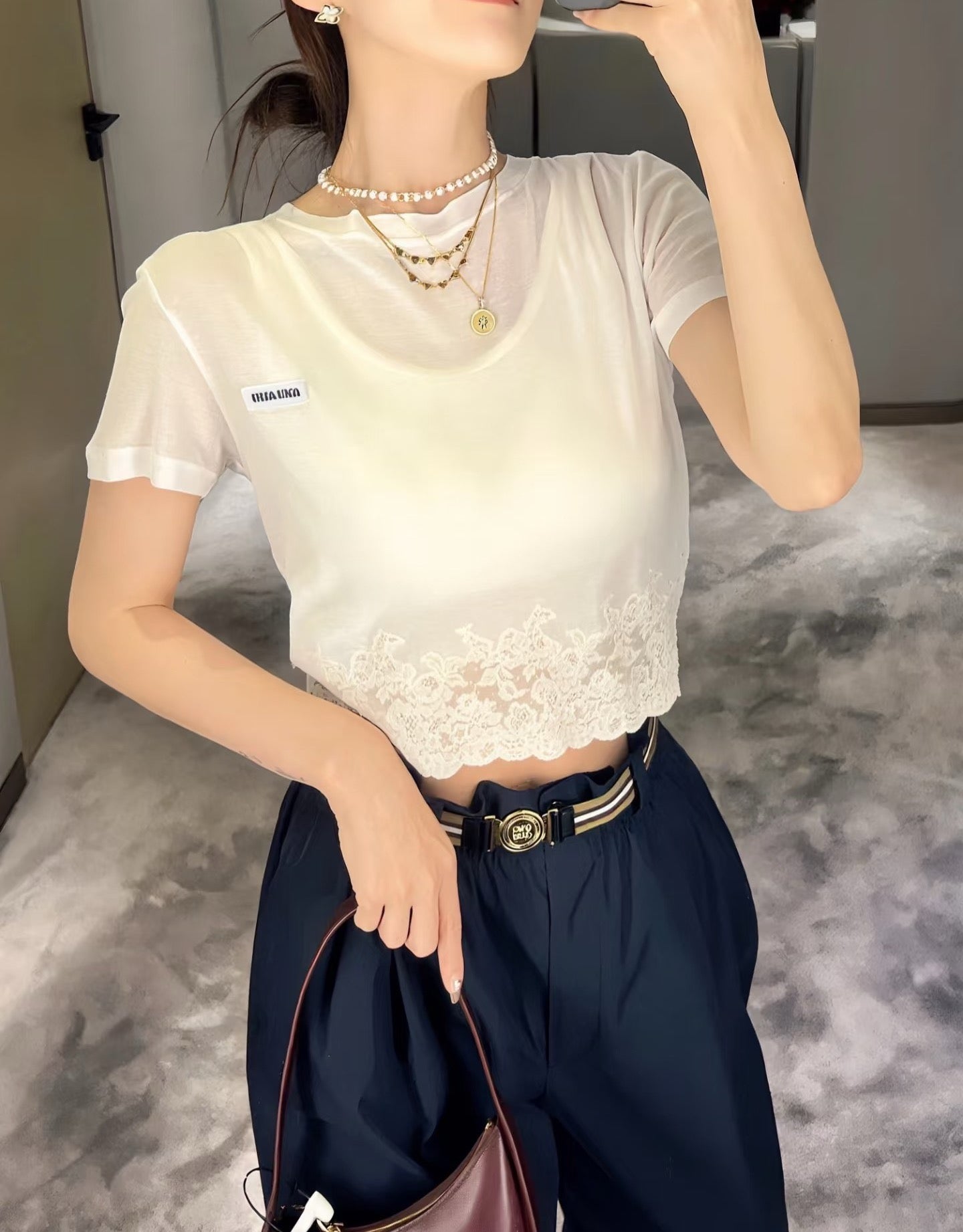 Miu 25ss lace t-shirt