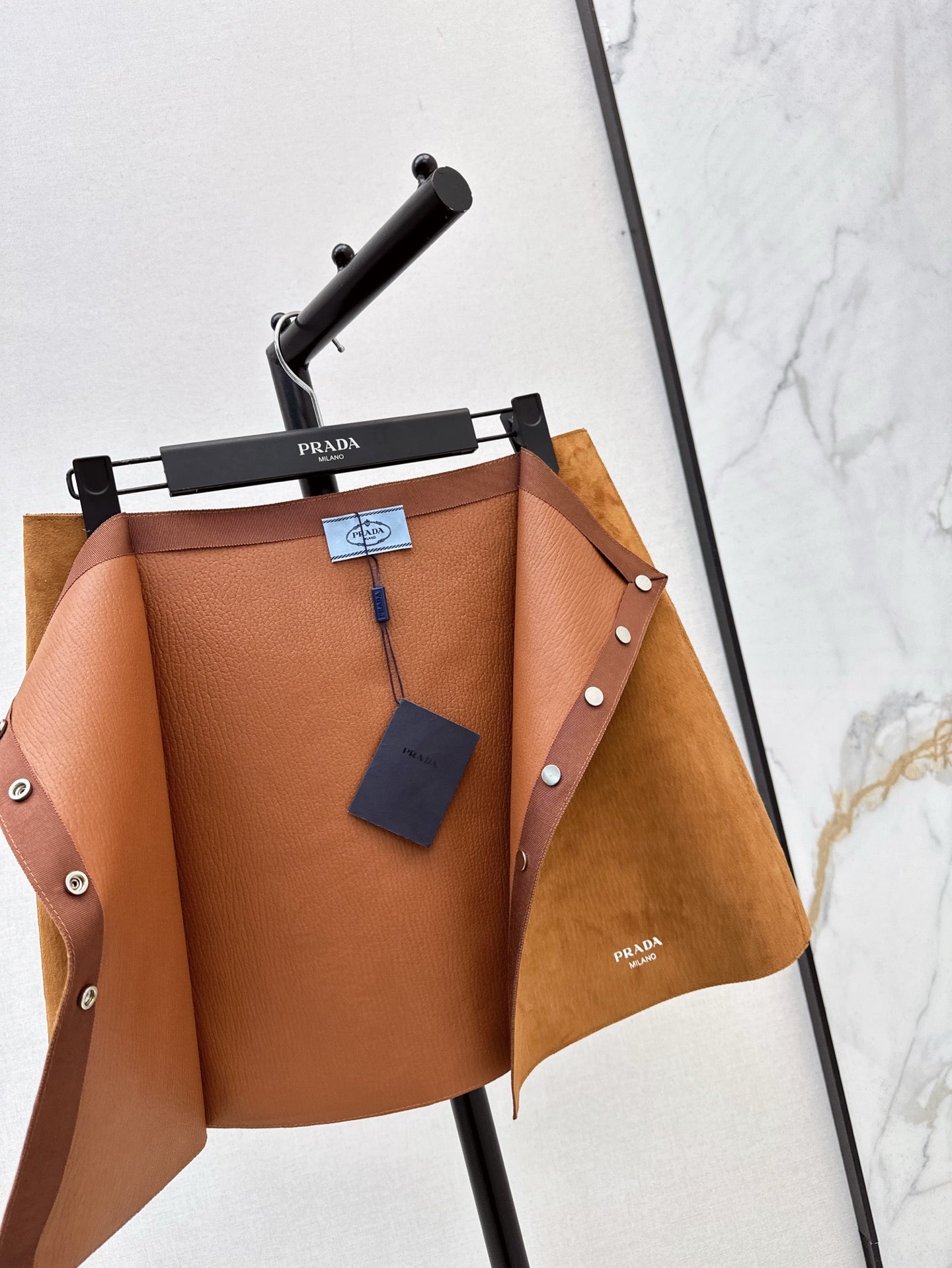 Pra 25ss leather skirt