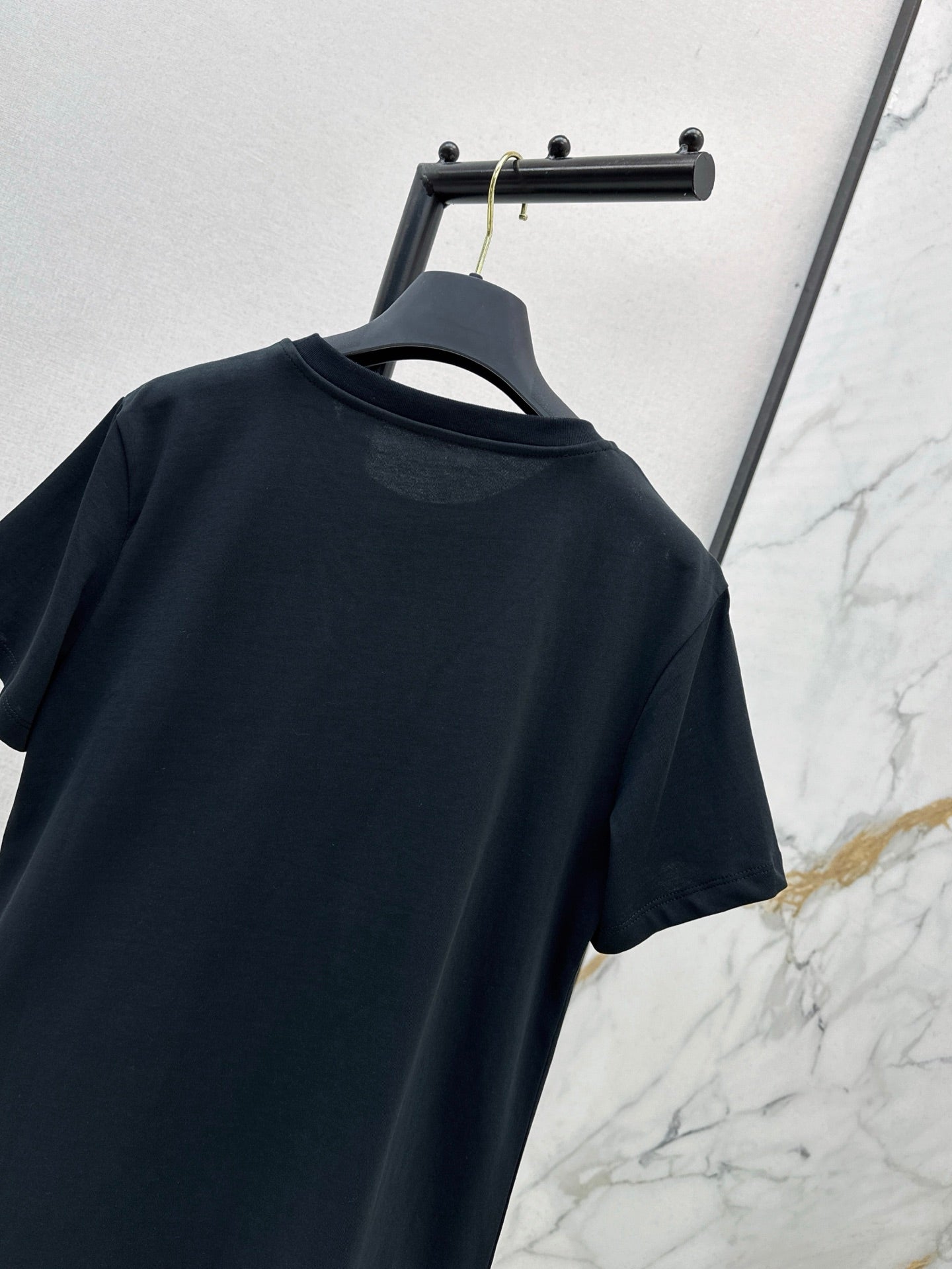 Lou 25ss packet t-shirt