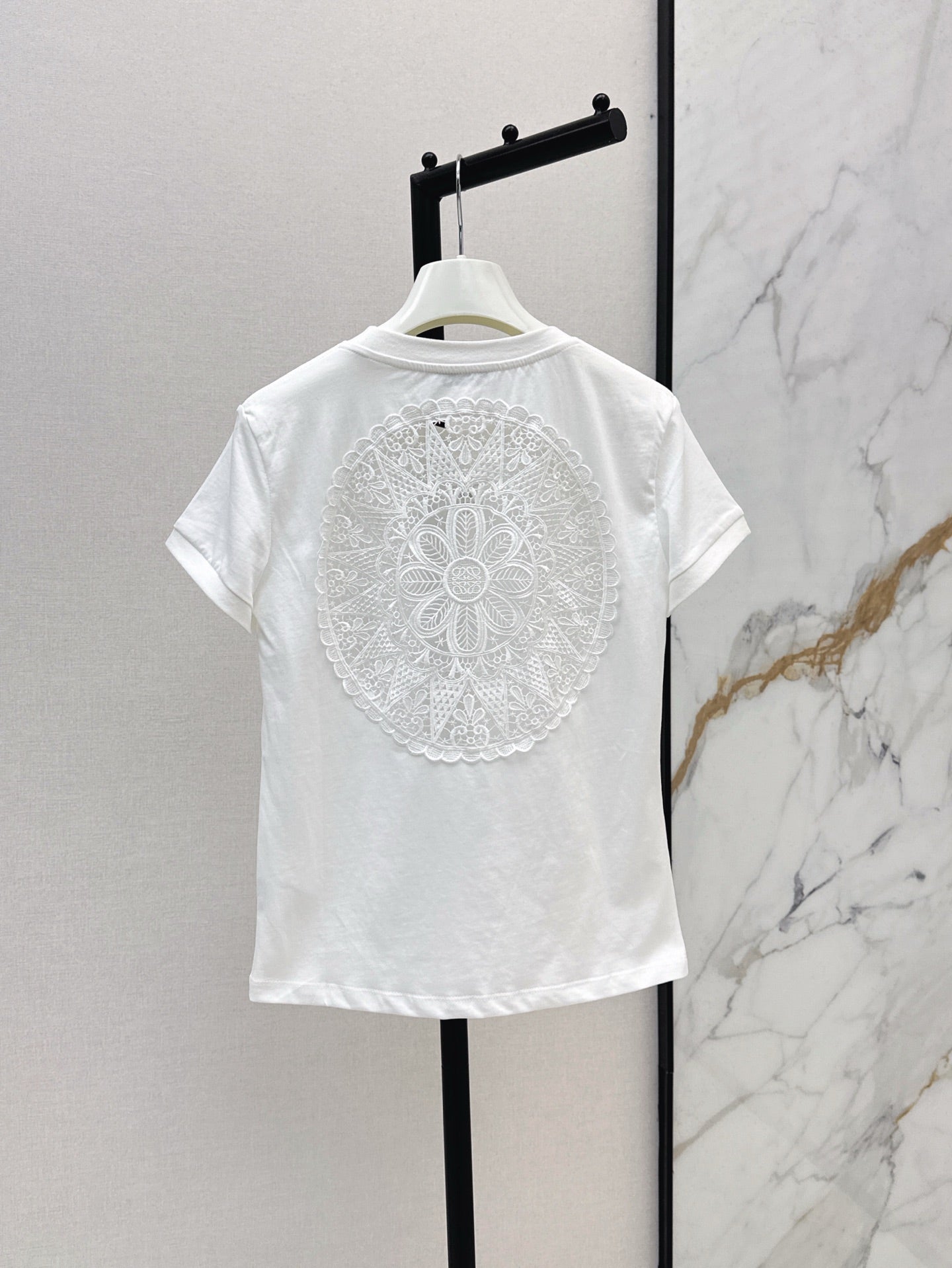 Loe 25ss hollow t-shirt