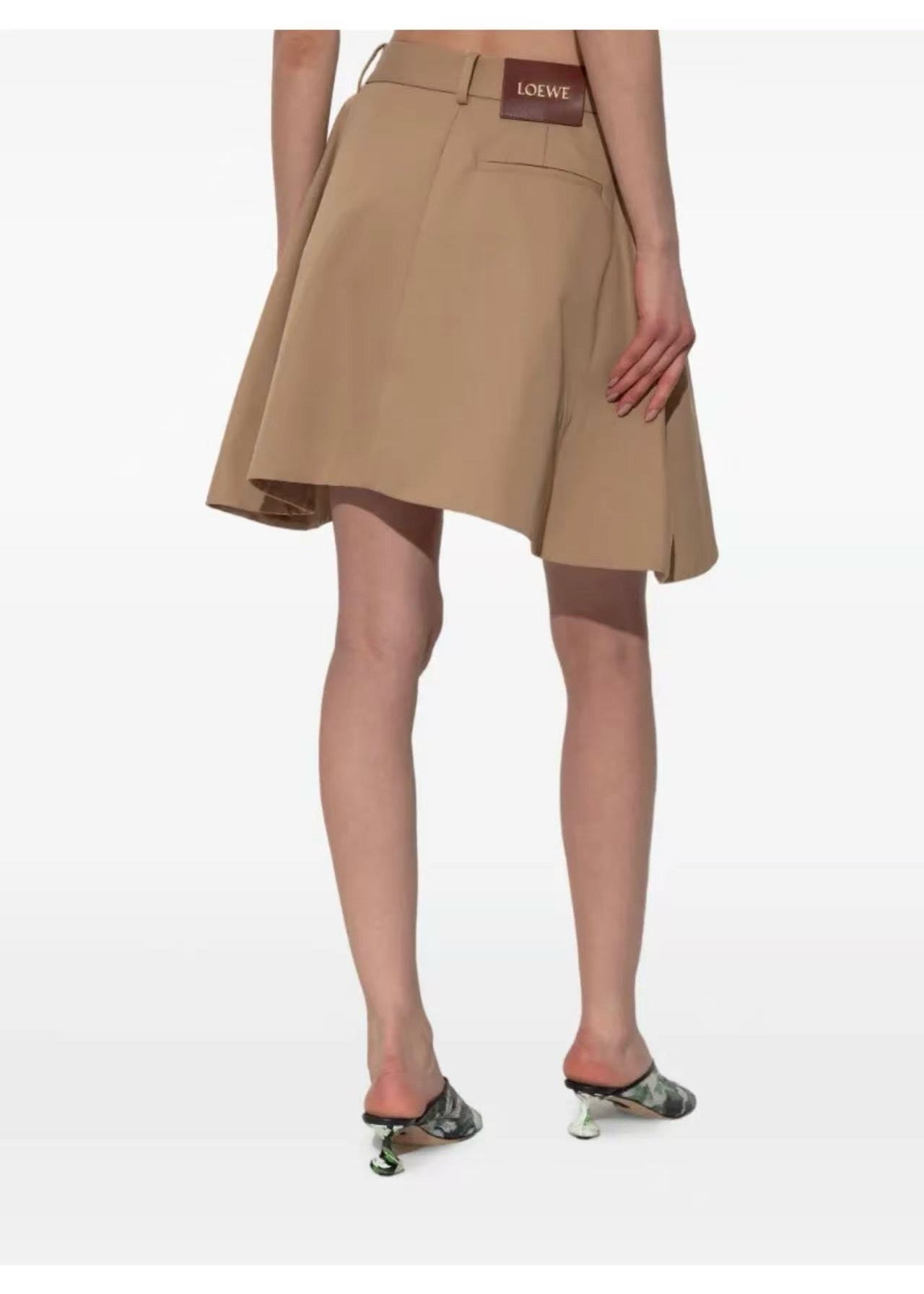 Loe 25ss pleated skirt