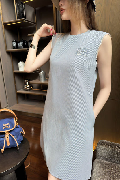 Mi 25ss sleeveless dress