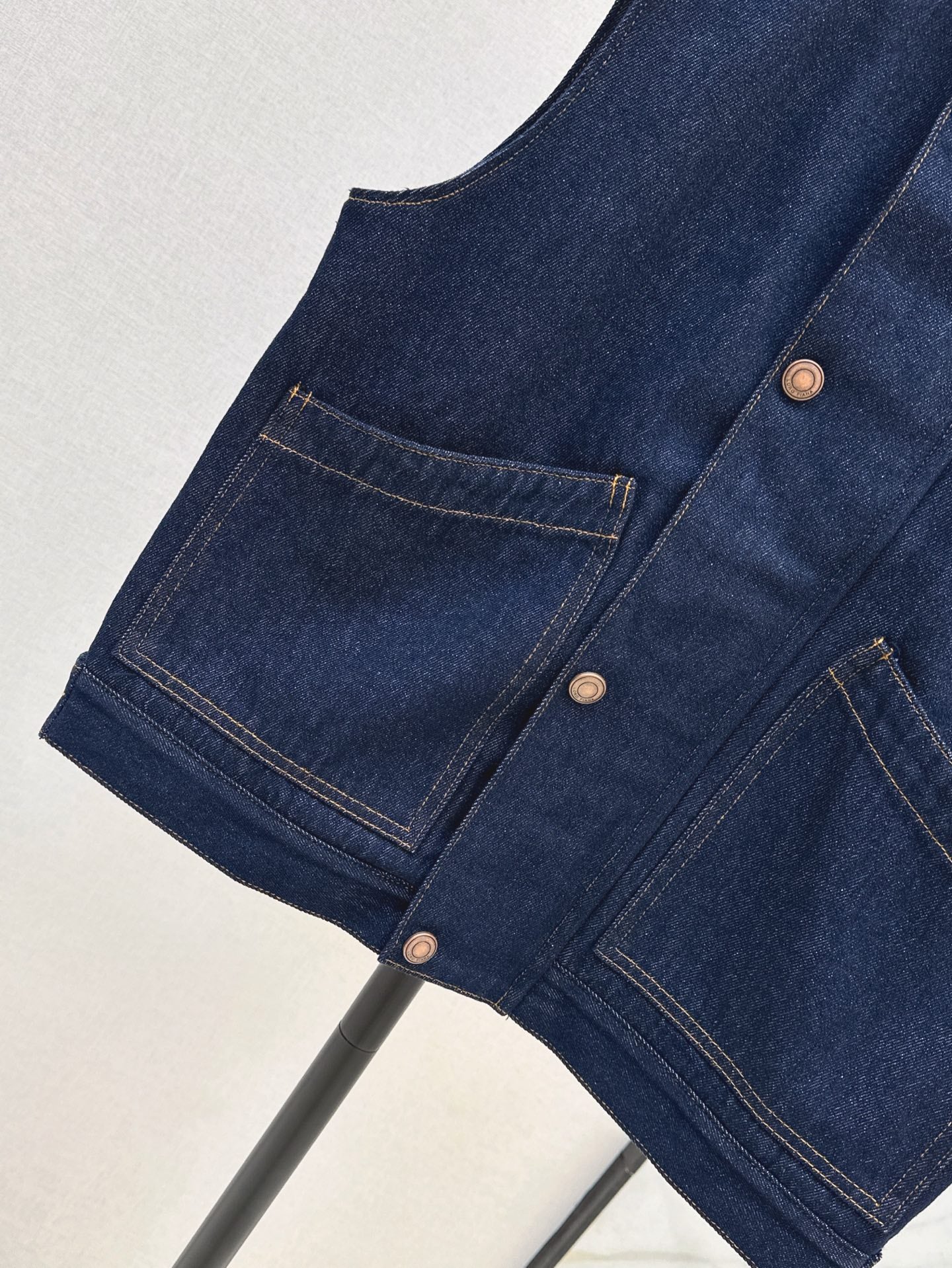 Loro 25ss denim vest