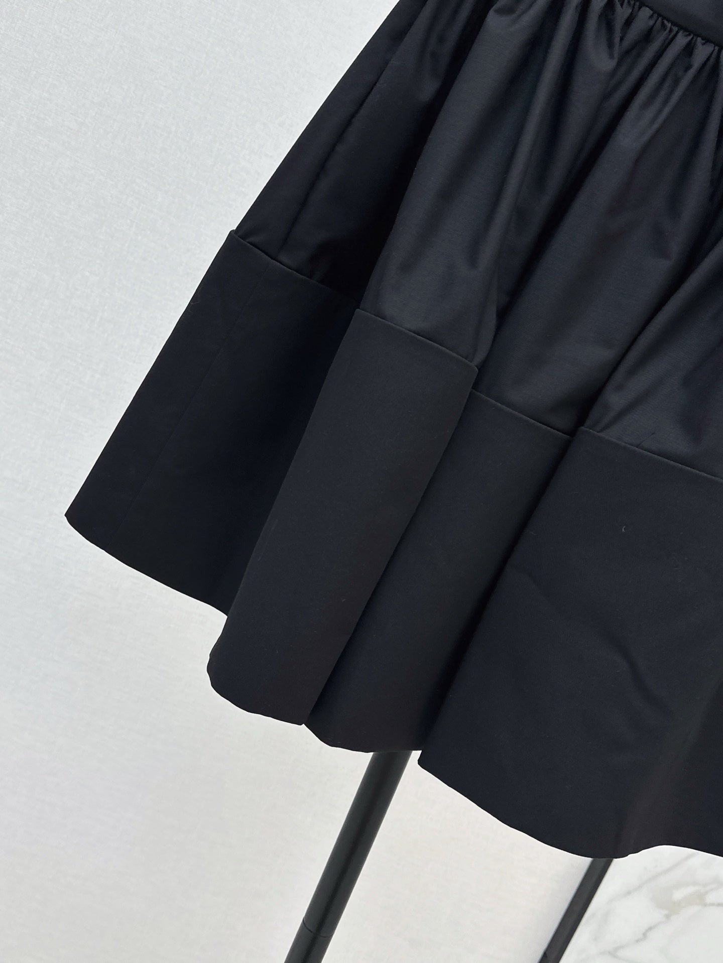Louis 25ss ruffle skirt