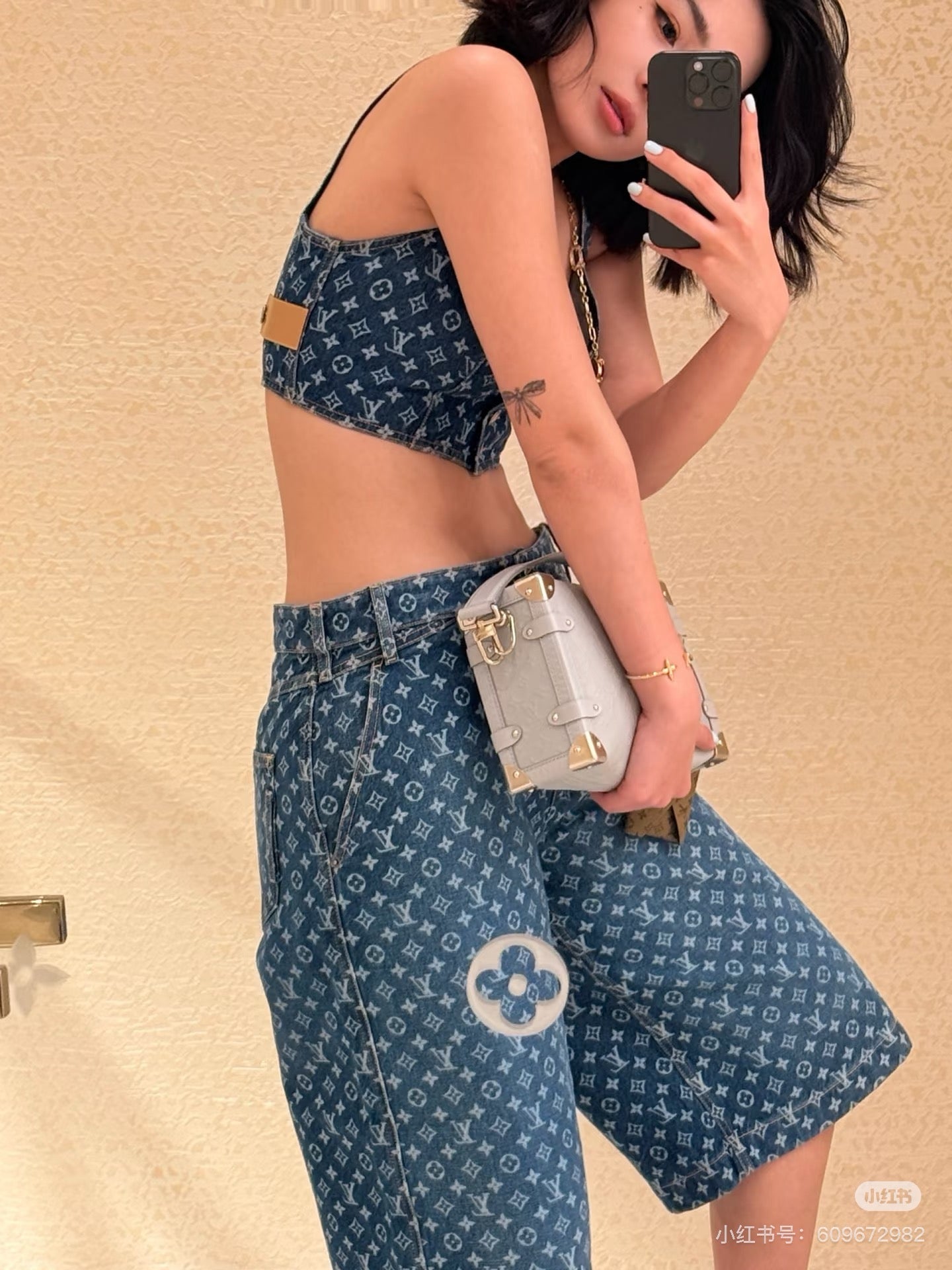 Louis 25ss crop vest