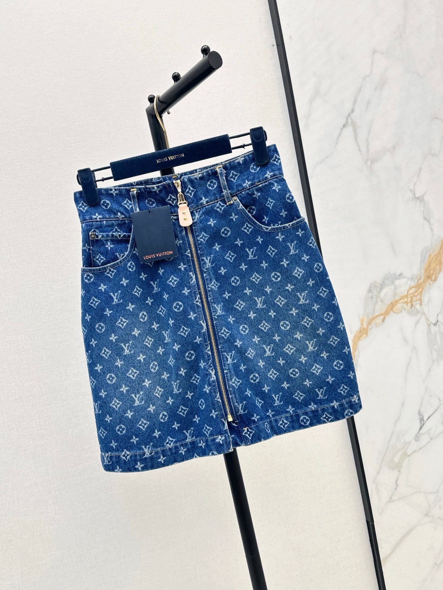 Louis 25ss denim skirt