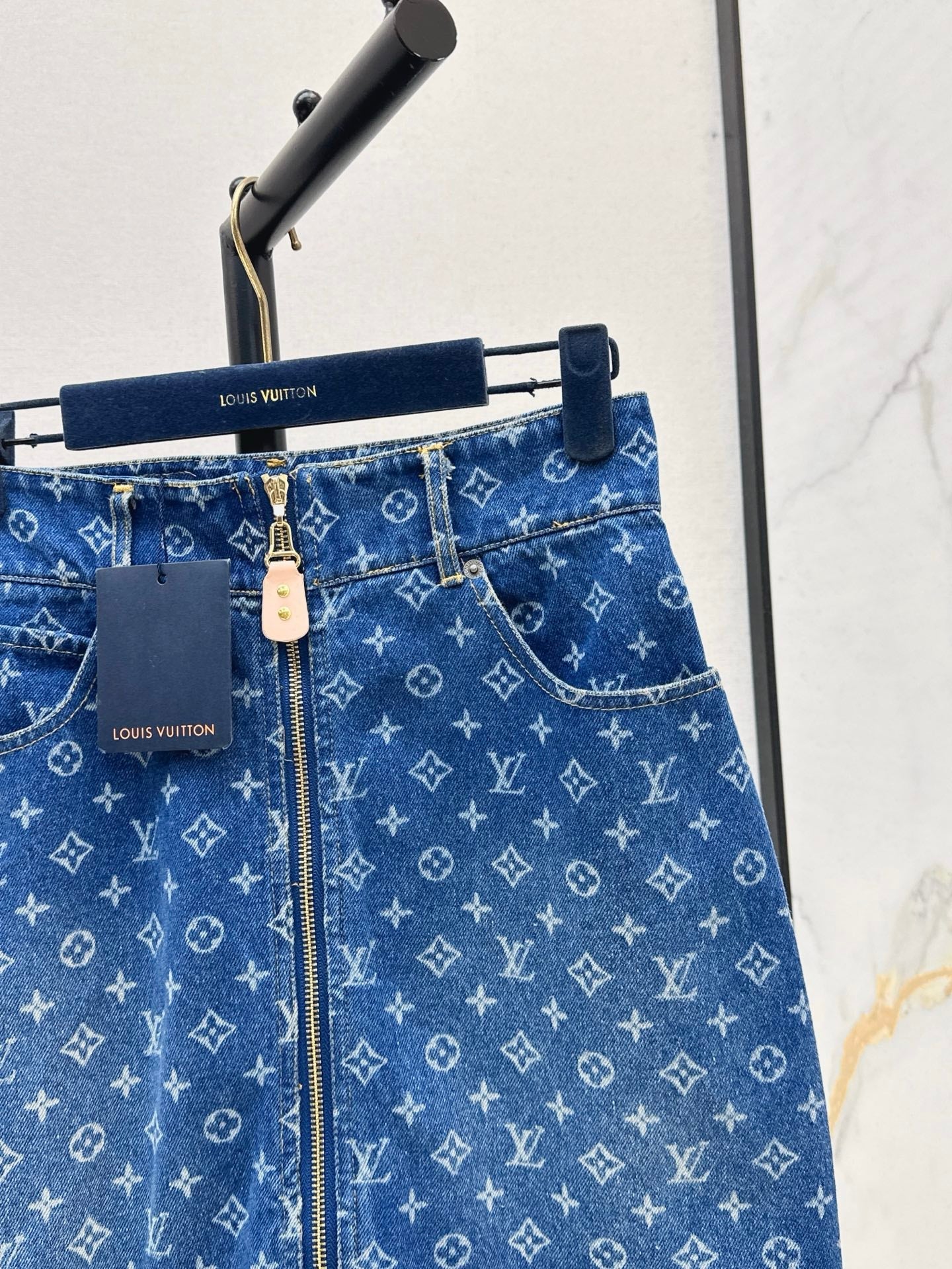 Louis 25ss denim skirt