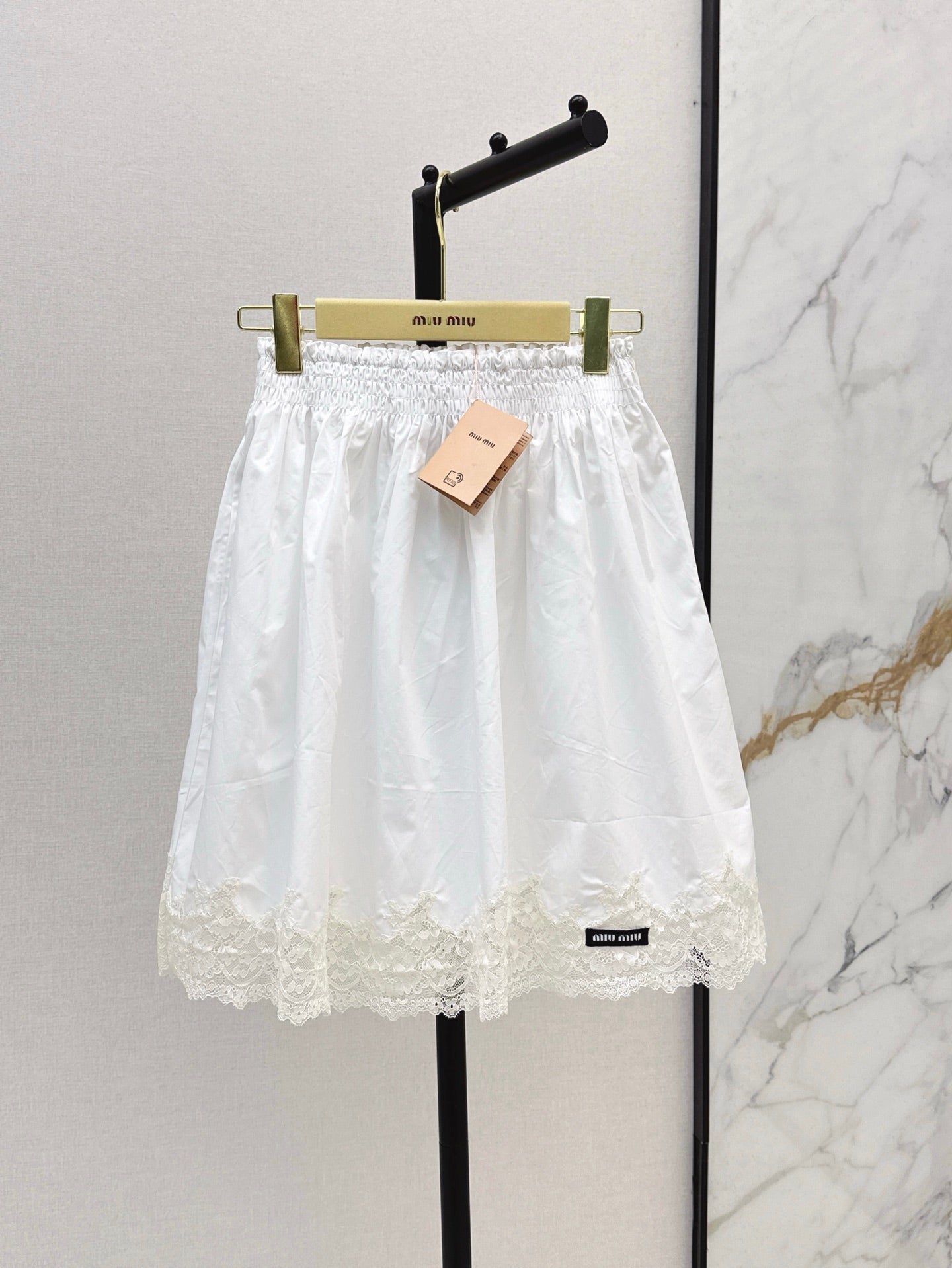 Miu 25ss lace skirt