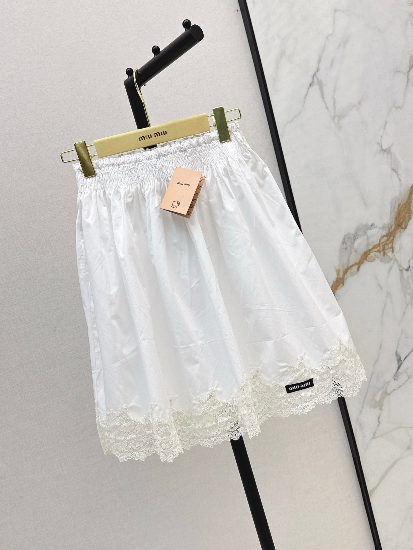 Miu 25ss lace skirt