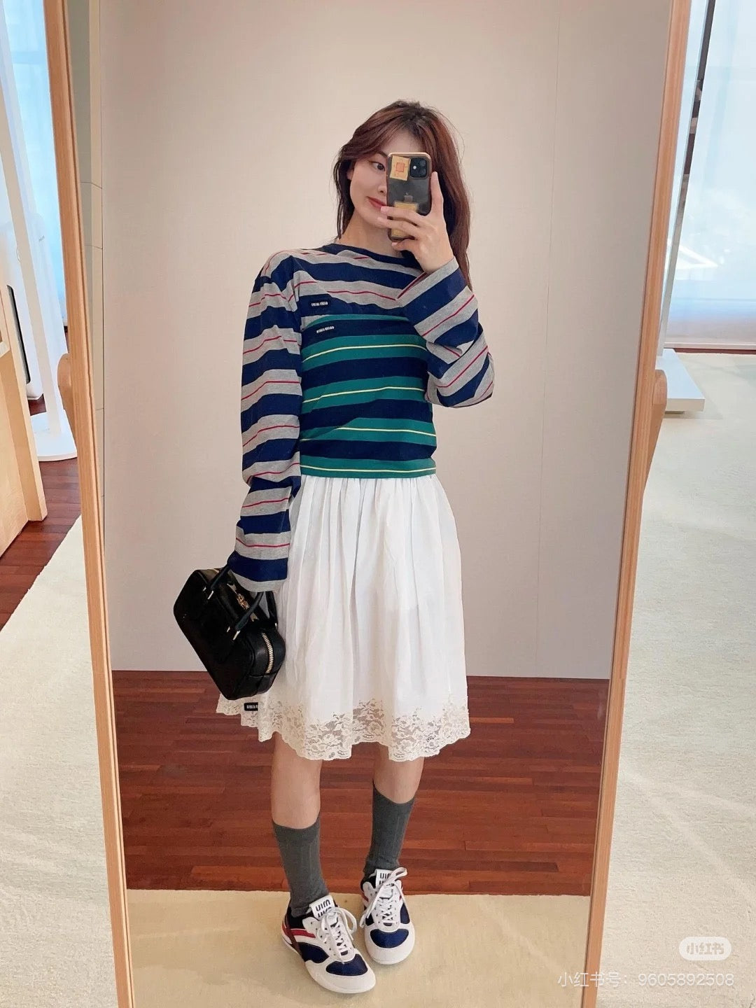 Miu 25ss lace skirt