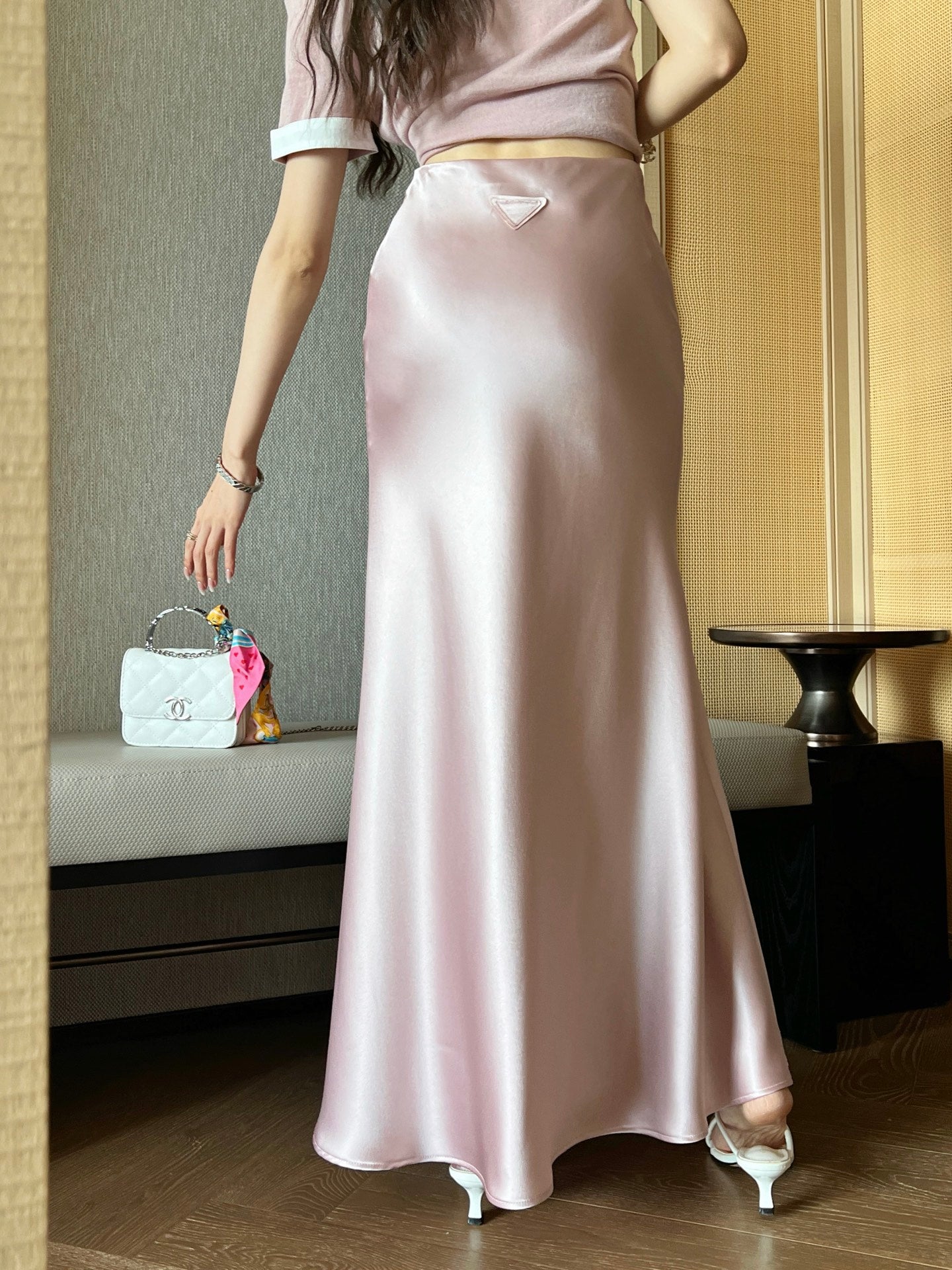 Pra 25ss satin skirt