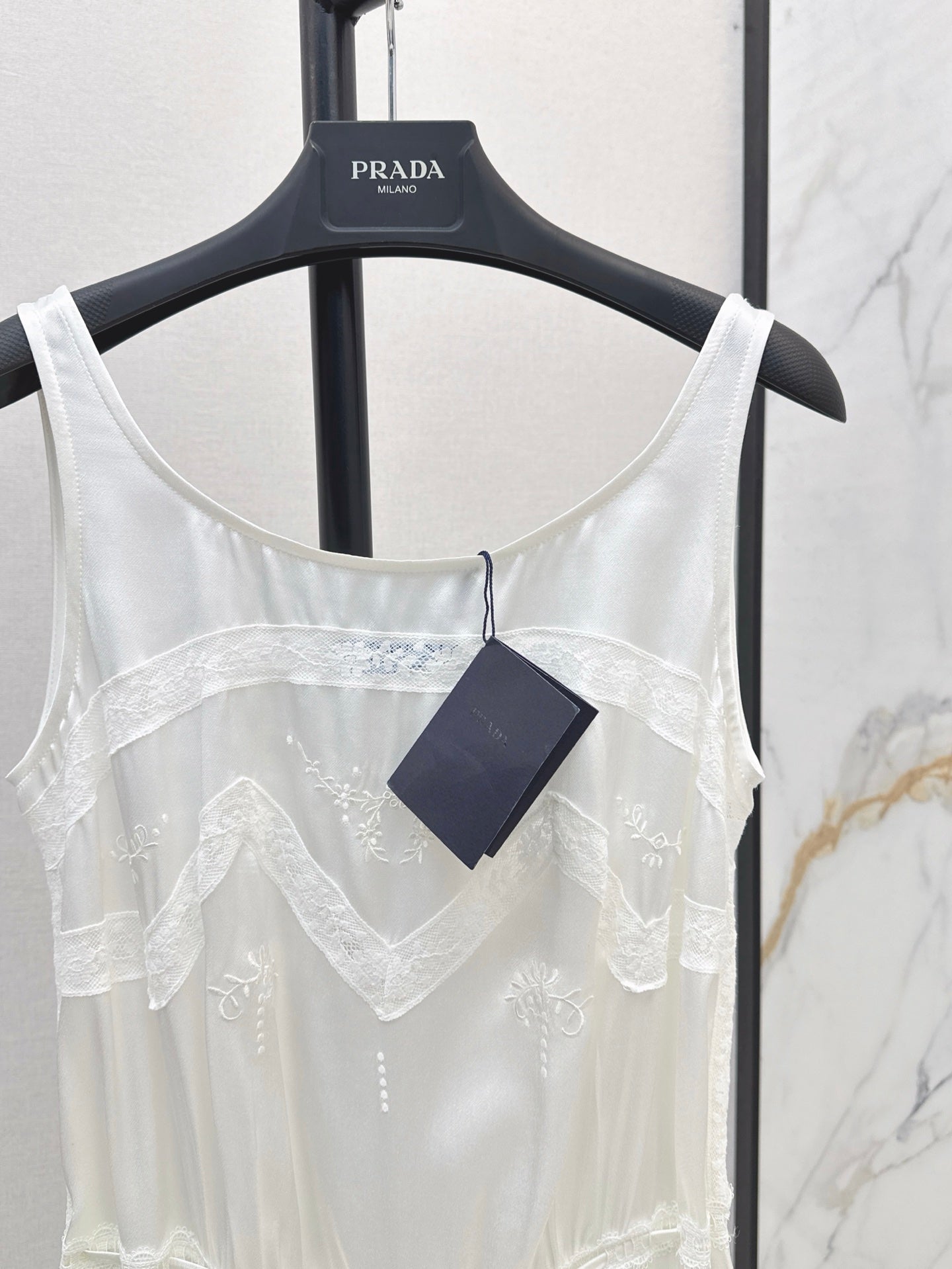 Pra 25ss satin lace dress