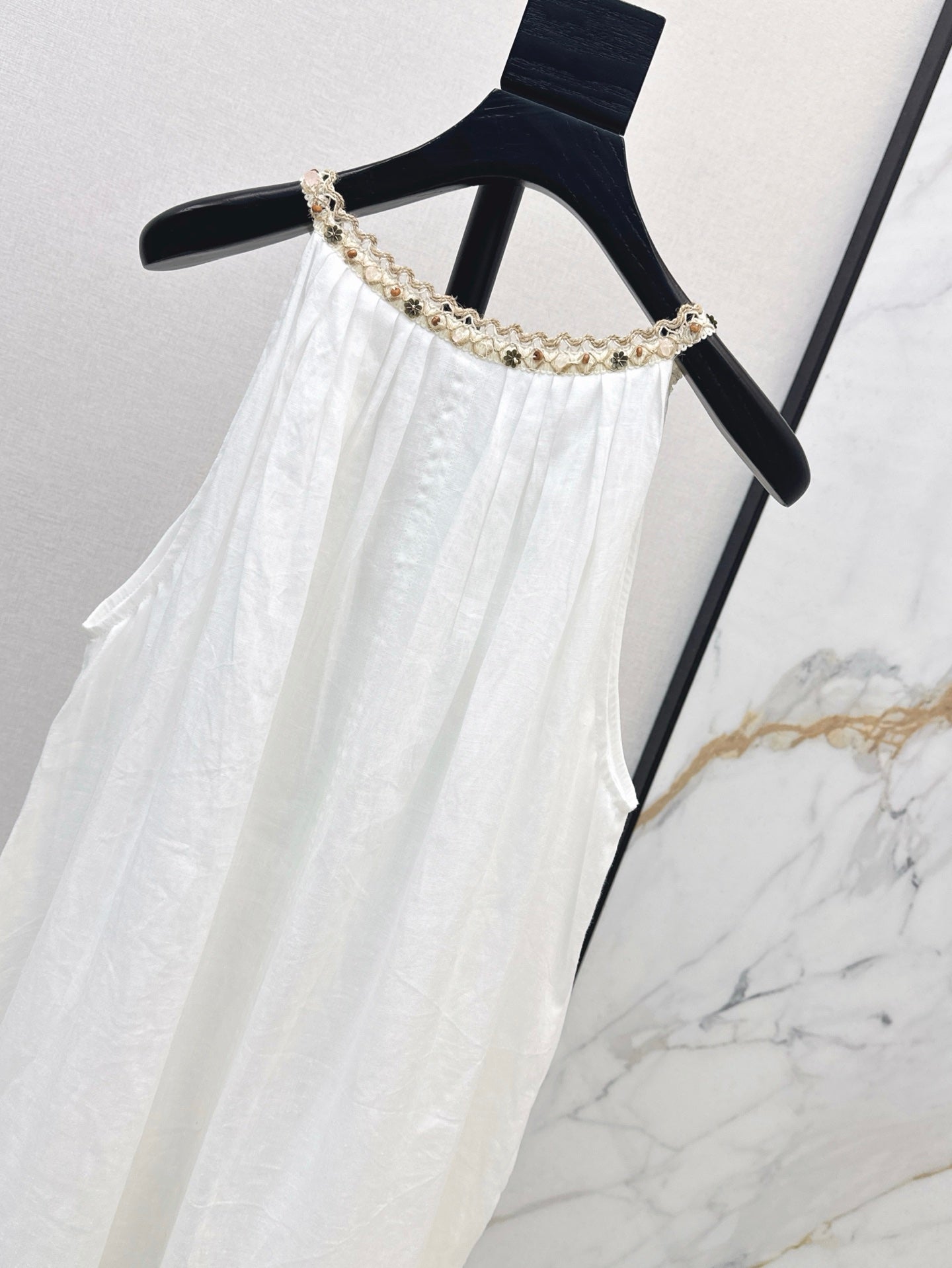 Loro 25ss linen sleeveless dress