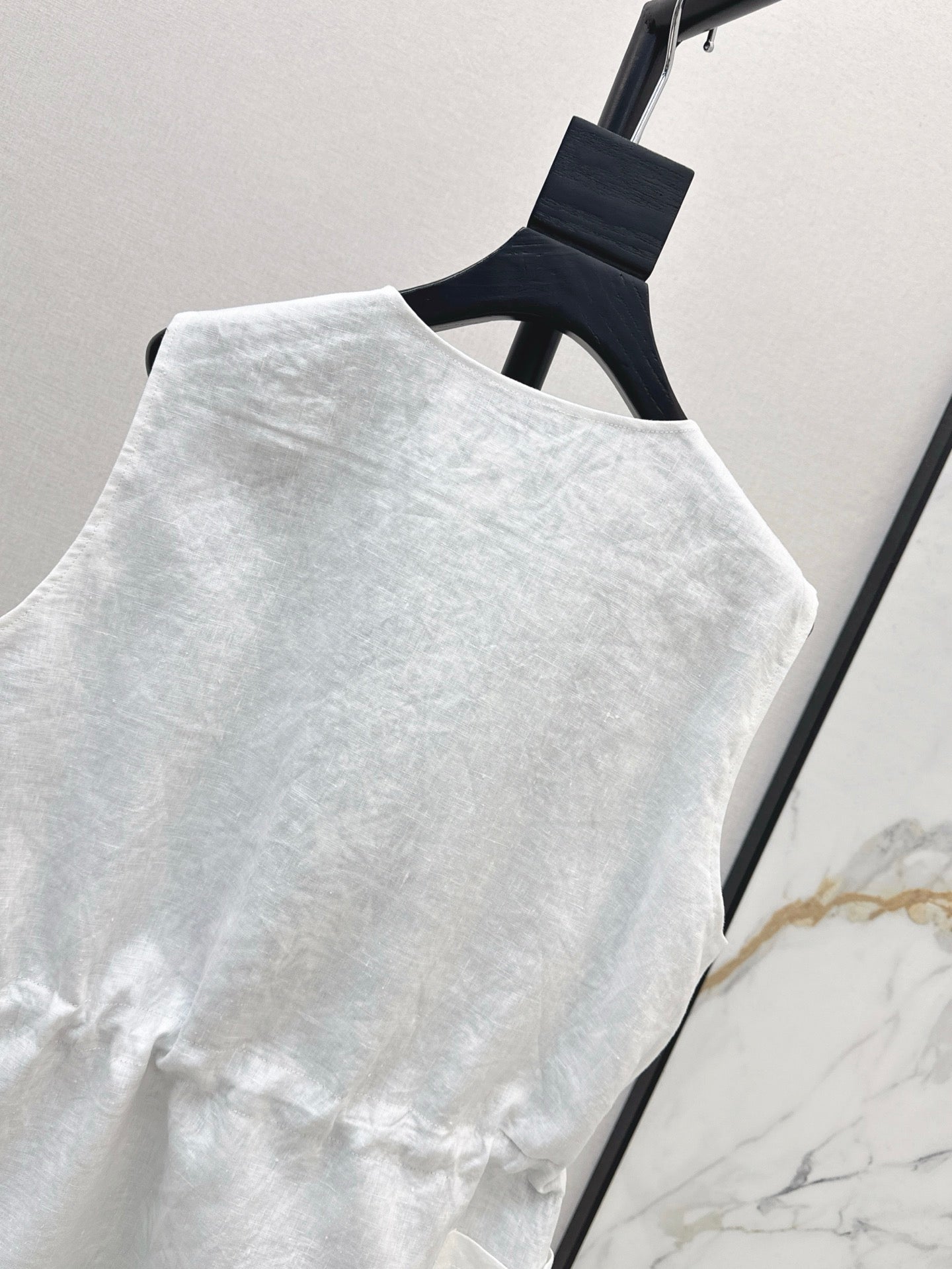 Loro 25ss linen vest