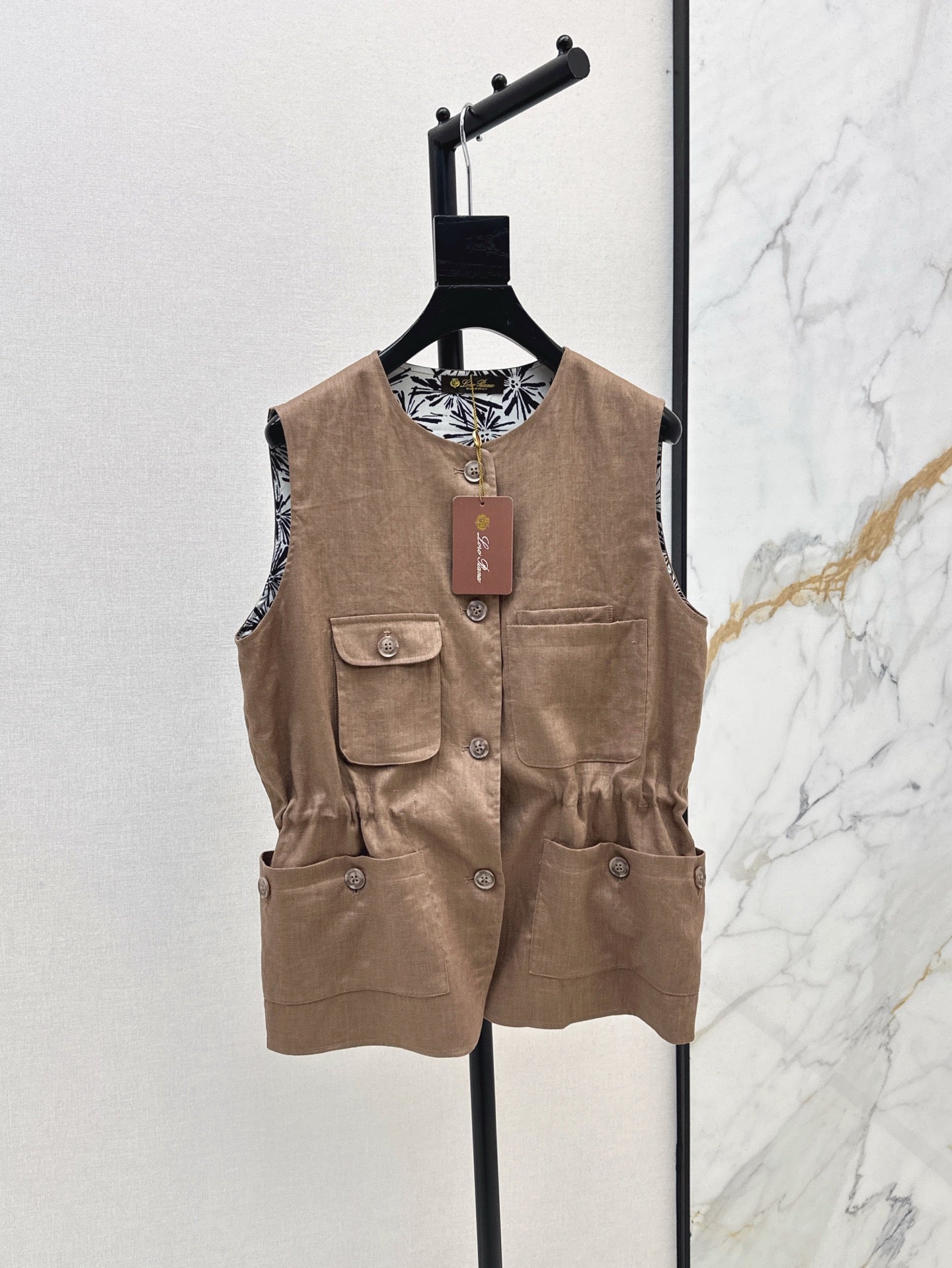 Loro 25ss linen vest